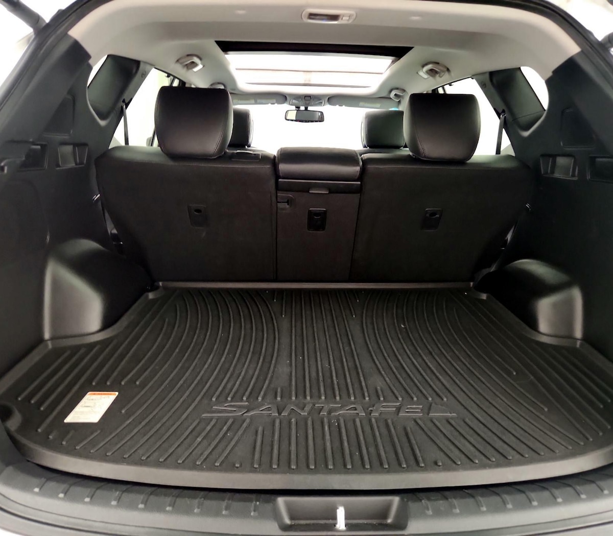 Trunk/Cargo (Seats Up)