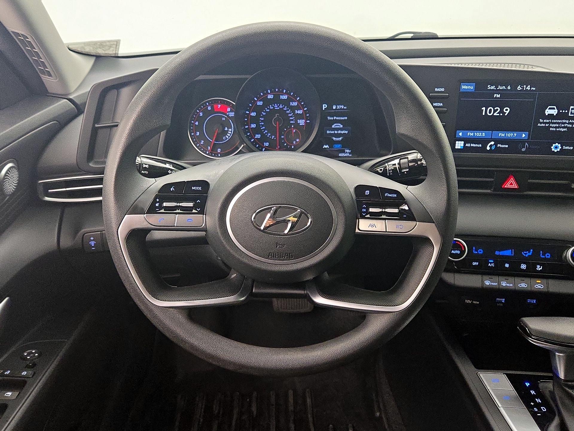 Thumbnail: 2021 Hyundai Elantra - 10