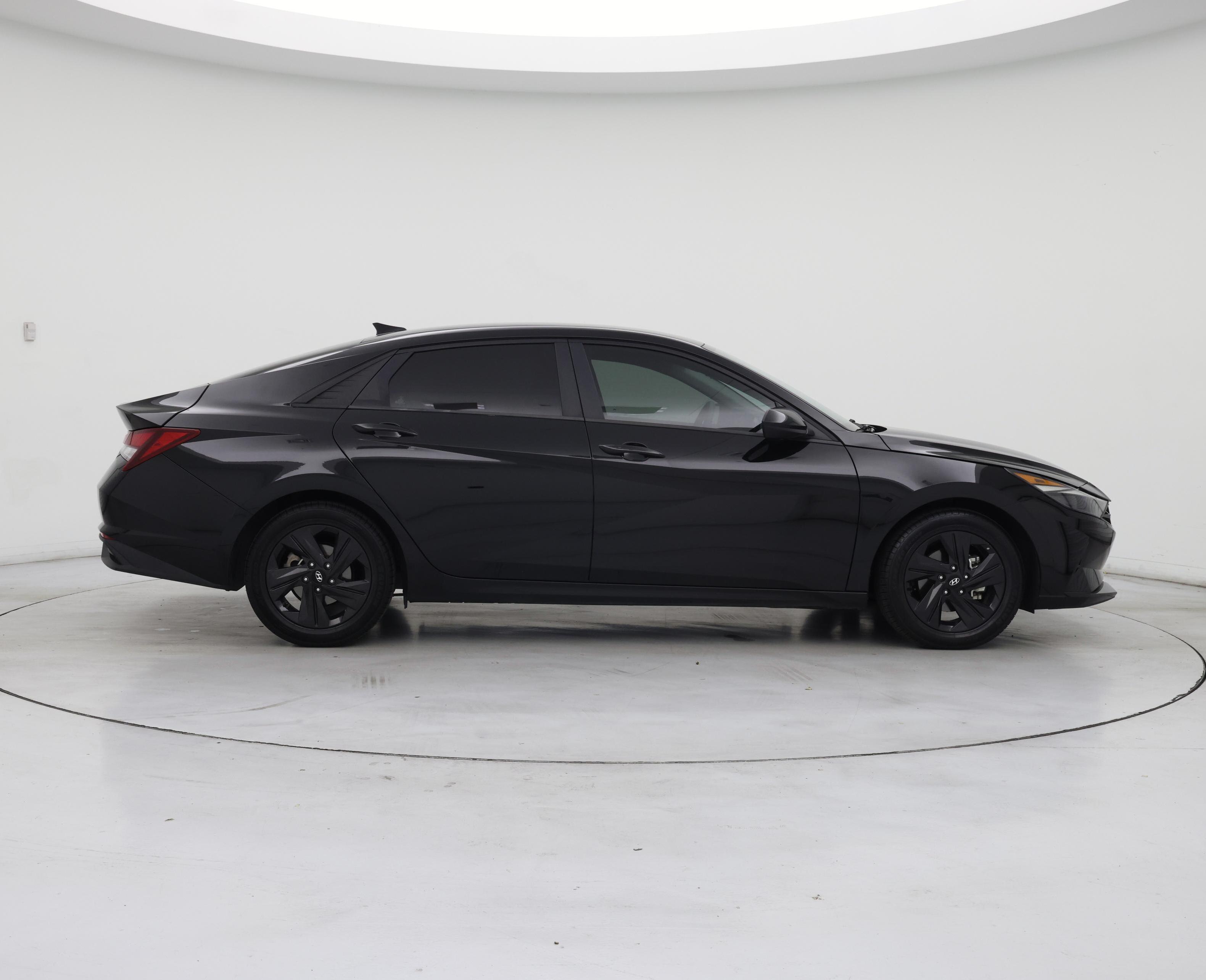 Thumbnail: 2021 Hyundai Elantra - 7