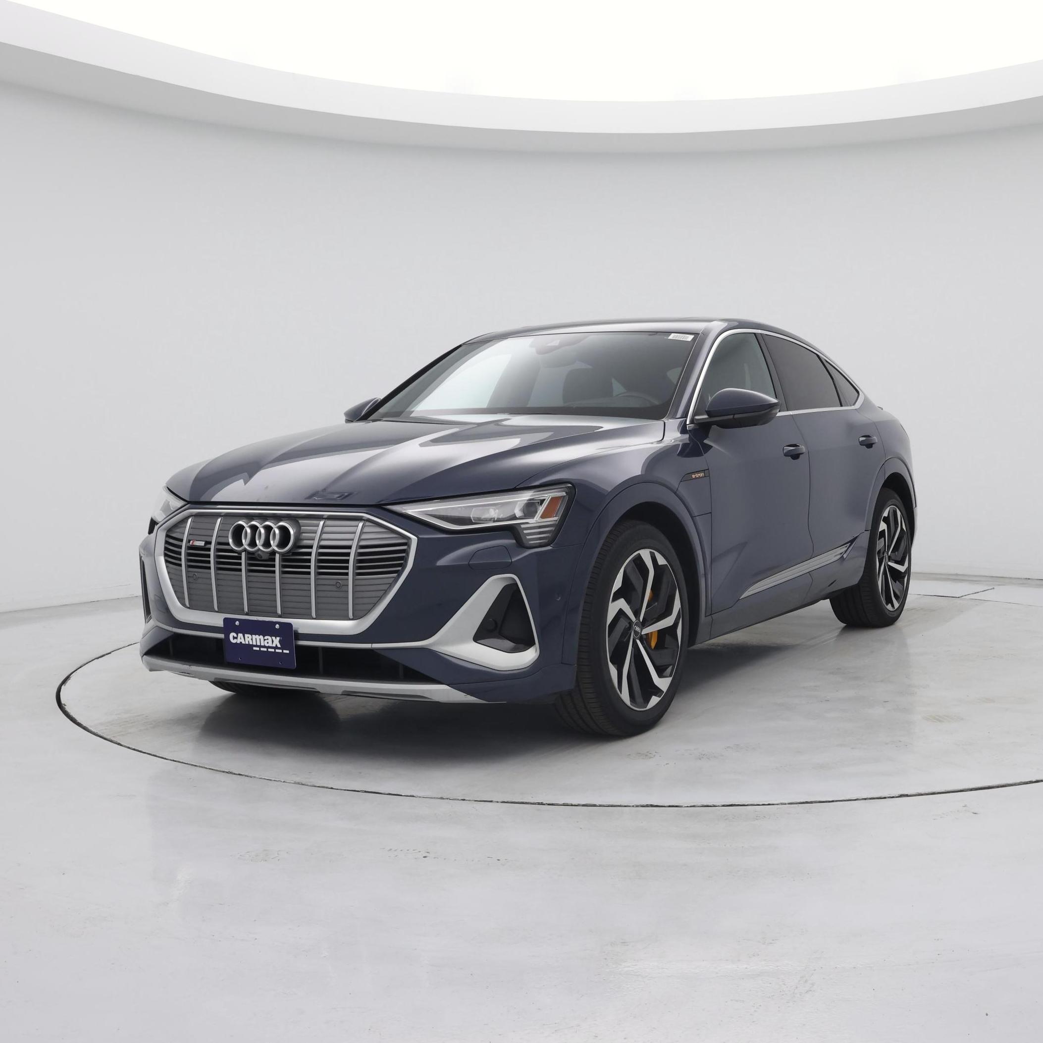 Thumbnail: 2020 Audi e-tron S - 4