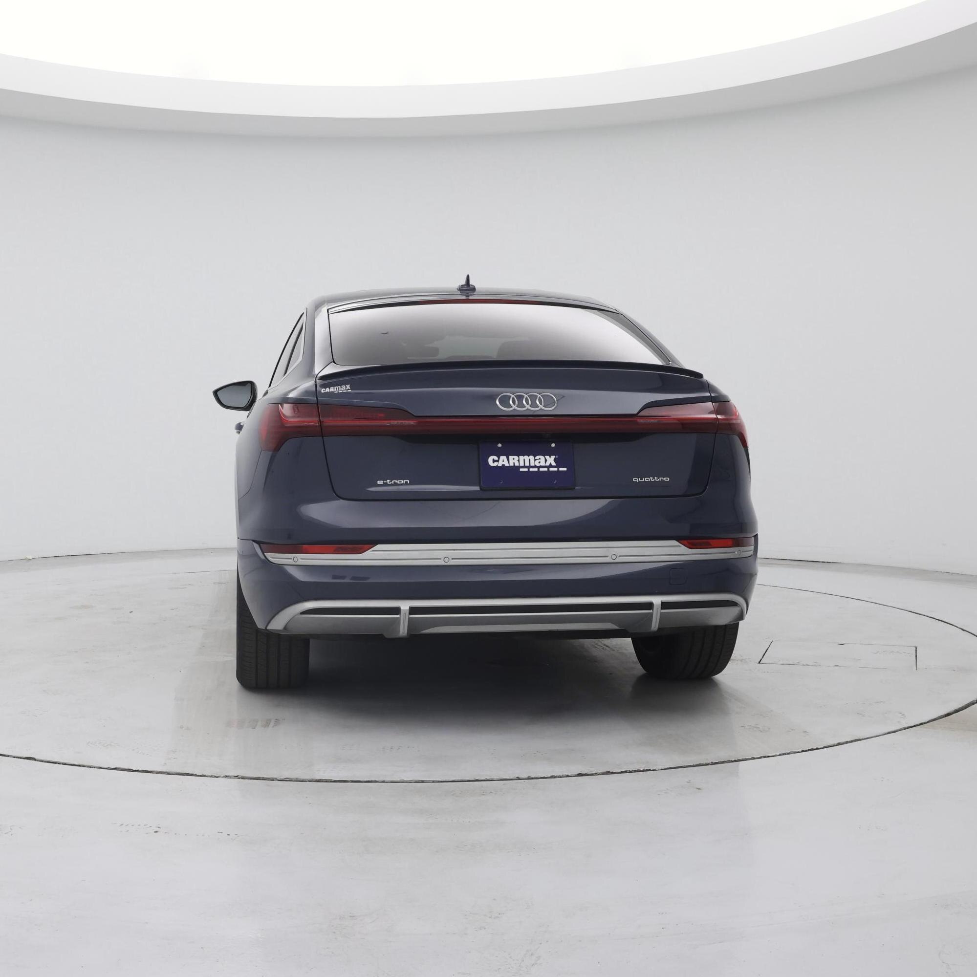 Thumbnail: 2020 Audi e-tron S - 6
