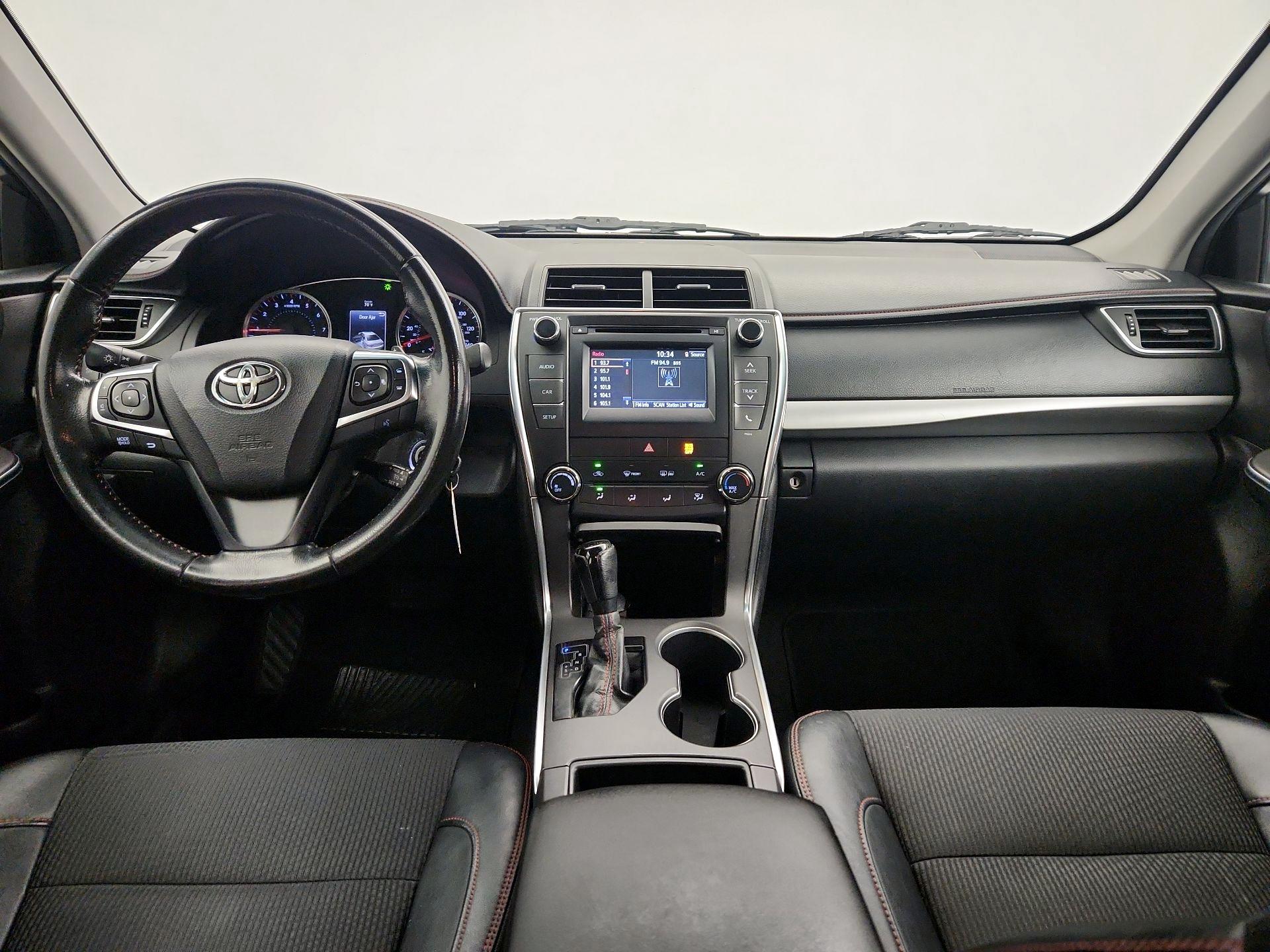 Thumbnail: 2016 Toyota Camry - 9