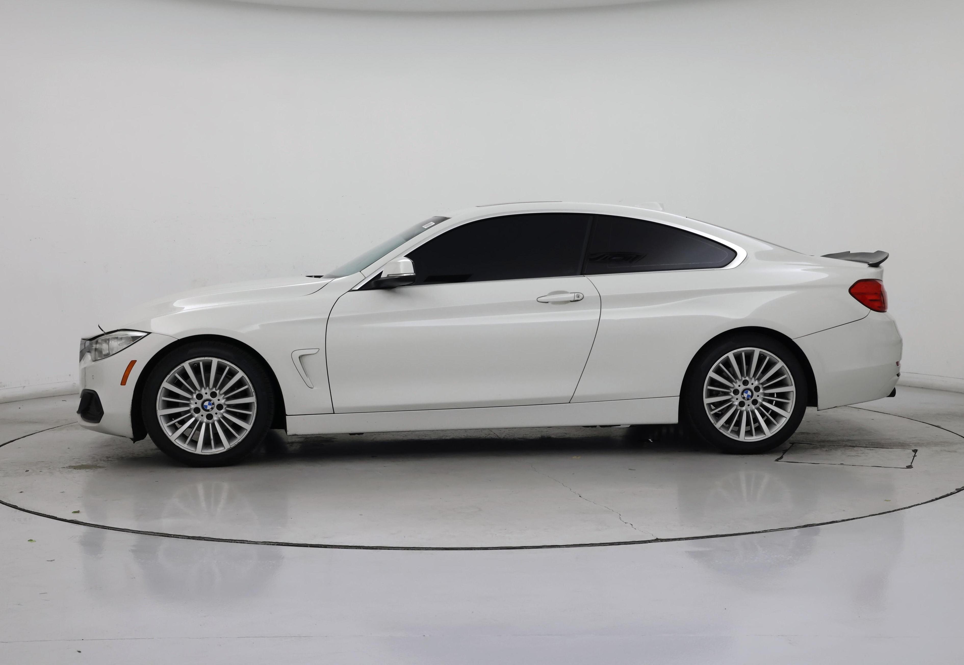 Thumbnail: 2016 BMW 4 Series - 3