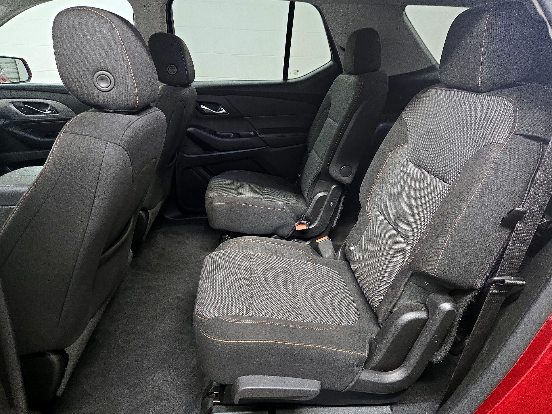 Thumbnail: 2019 Chevrolet Traverse - 19