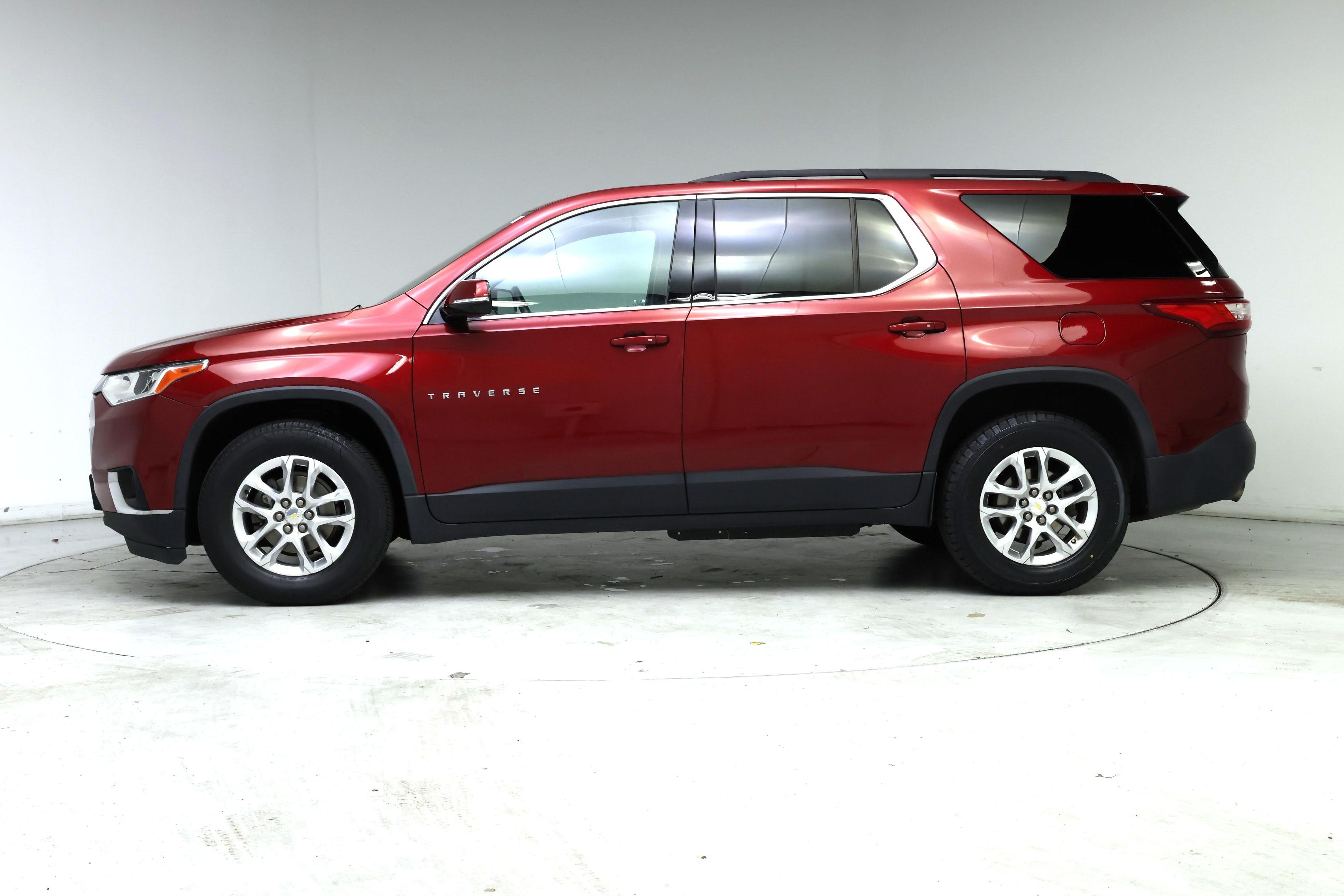 Thumbnail: 2019 Chevrolet Traverse - 3