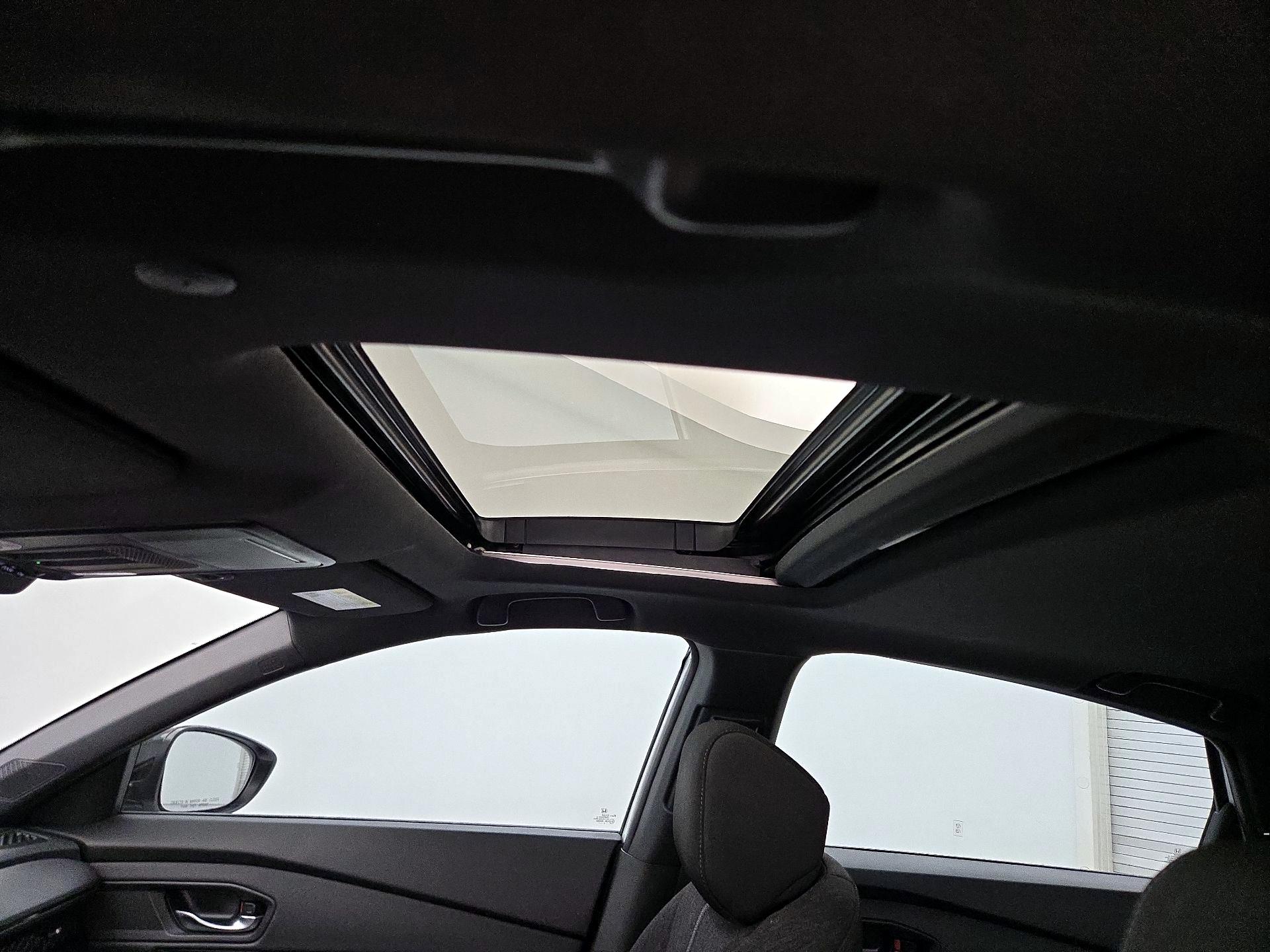 Thumbnail: 2023 Honda Accord - 18