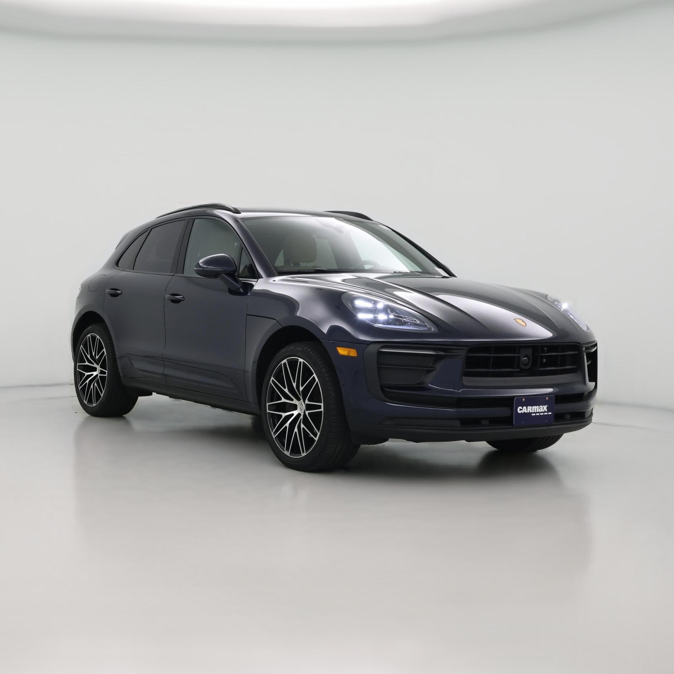 Thumbnail: 2023 Porsche Macan - 1