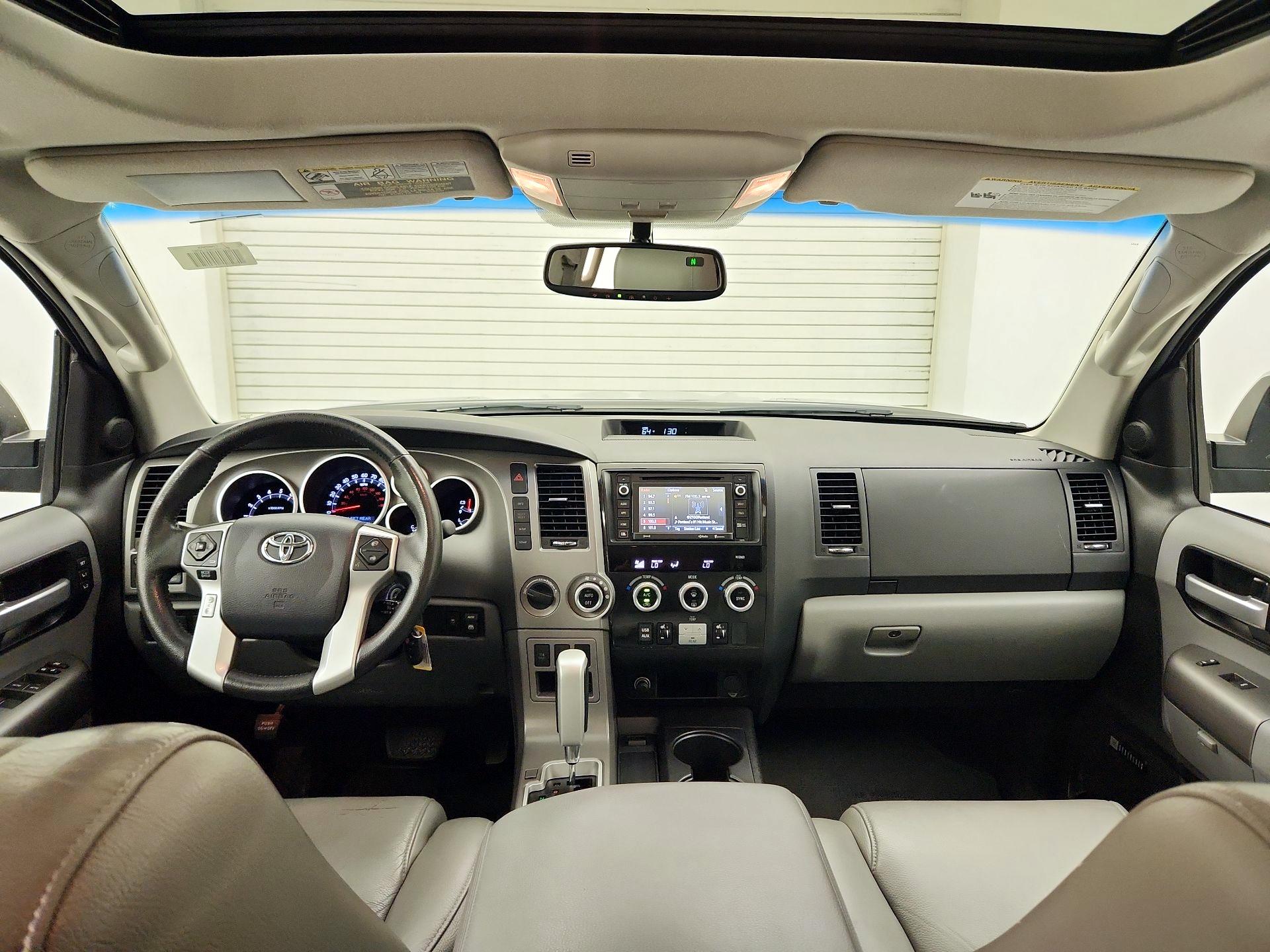 Thumbnail: 2016 Toyota Sequoia - 9