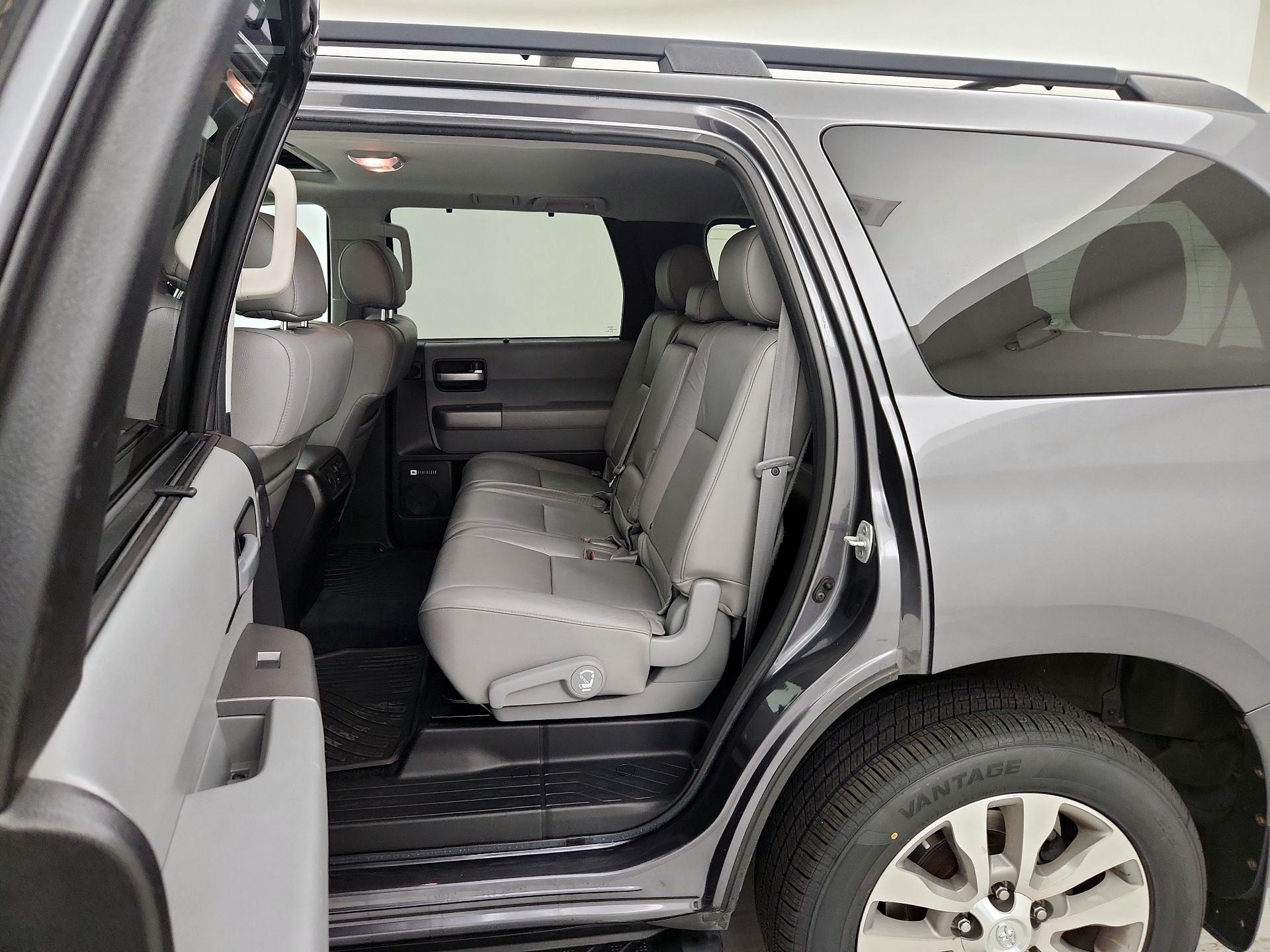 Thumbnail: 2016 Toyota Sequoia - 20