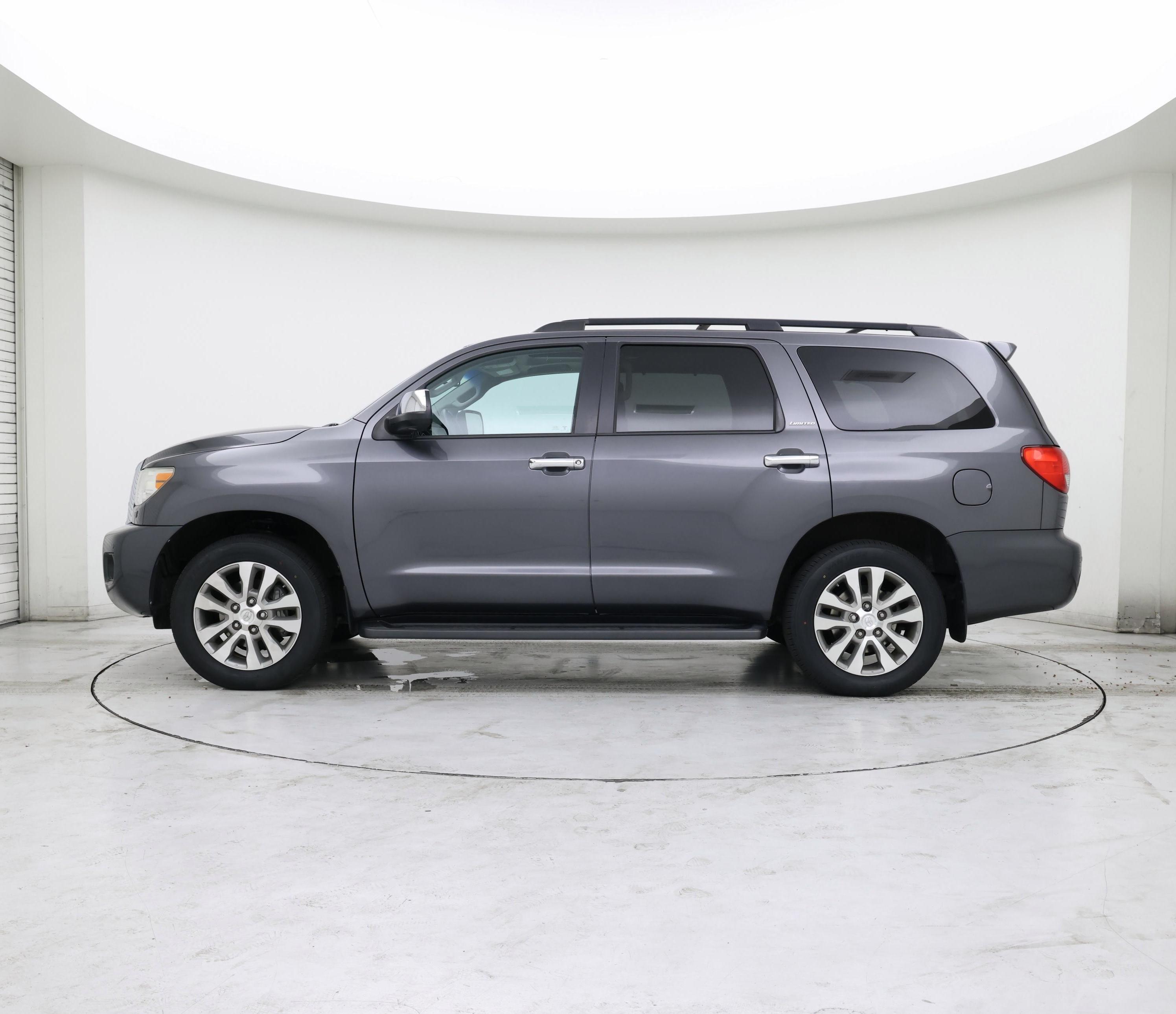 Thumbnail: 2016 Toyota Sequoia - 3
