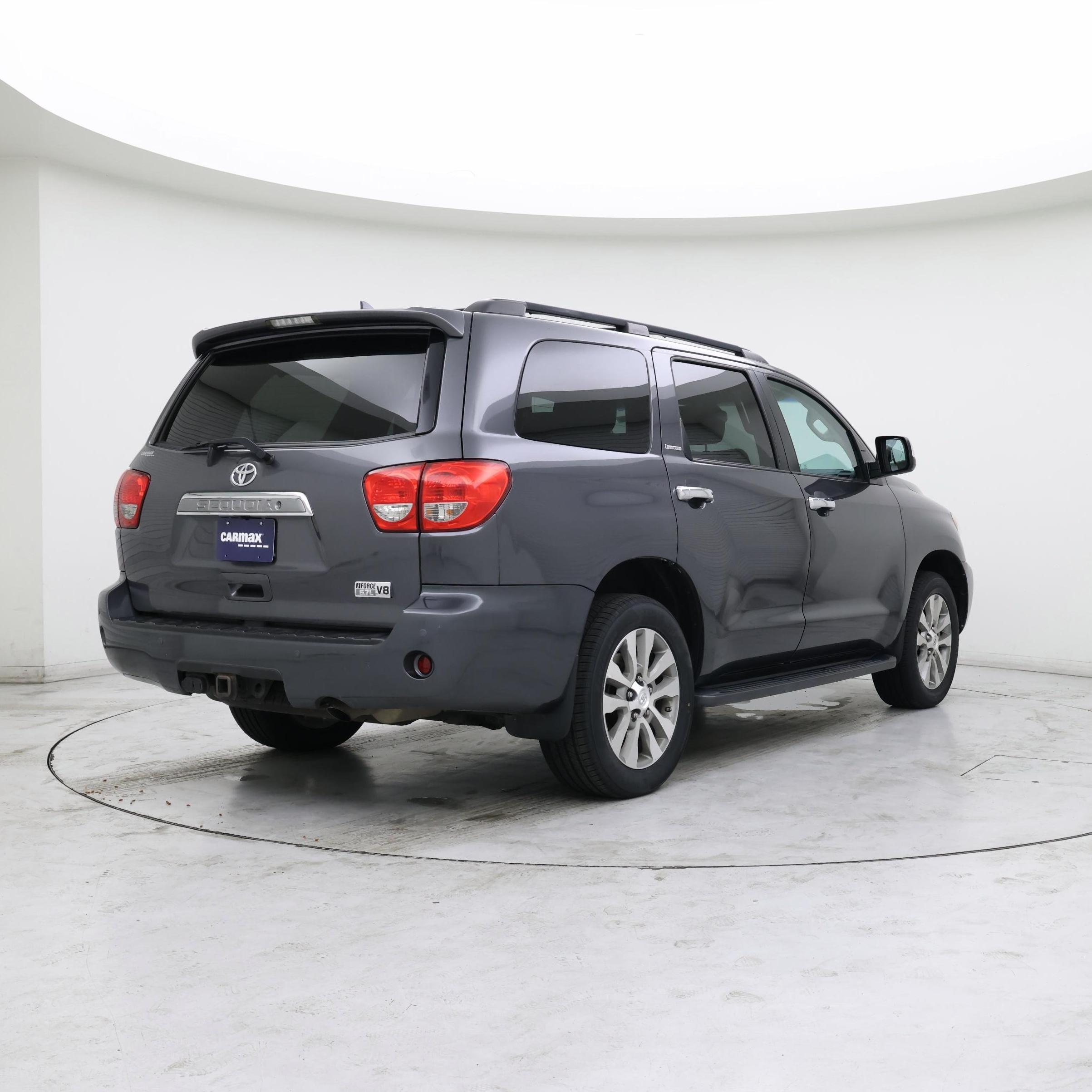 Thumbnail: 2016 Toyota Sequoia - 8
