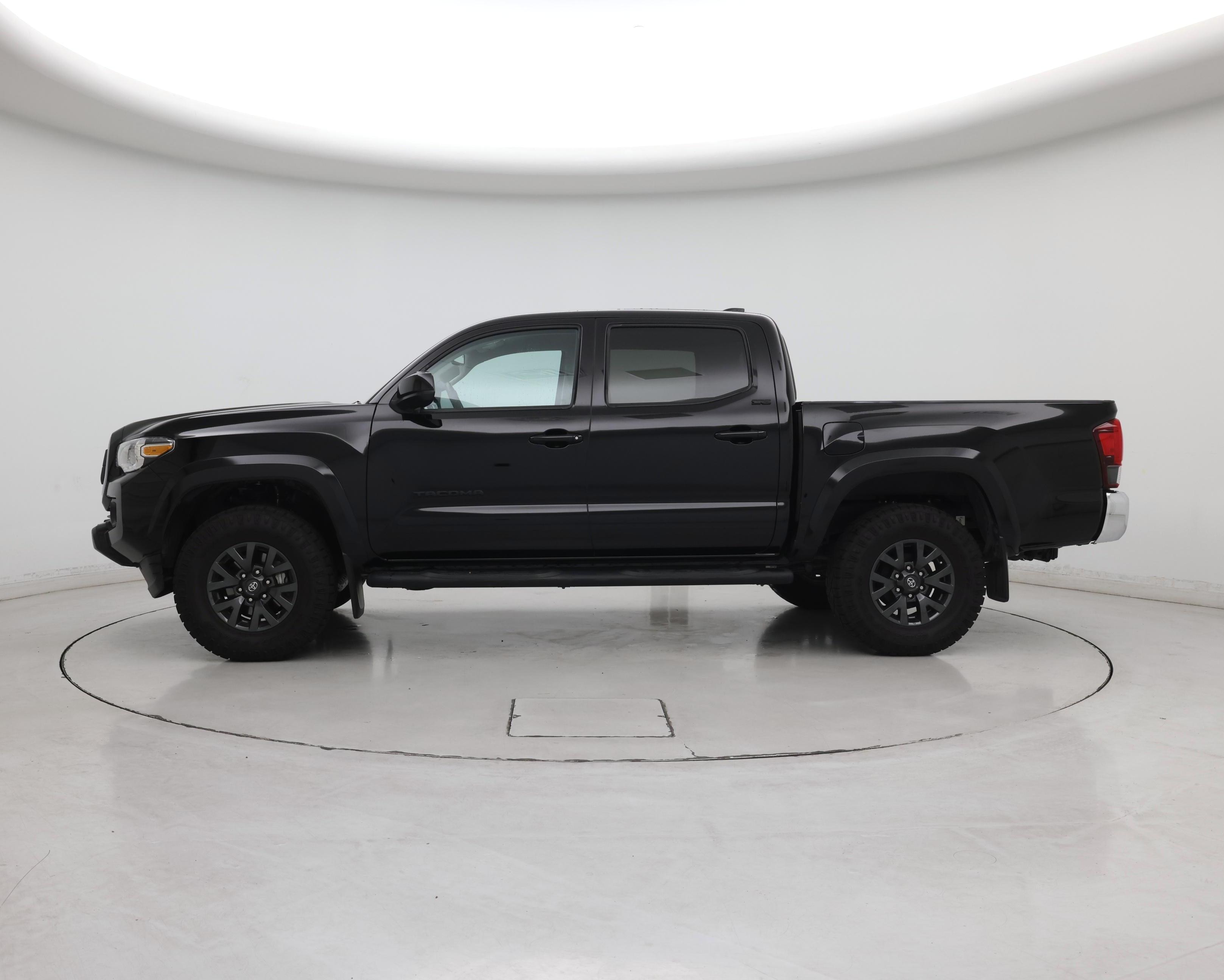 Thumbnail: 2023 Toyota Tacoma - 3