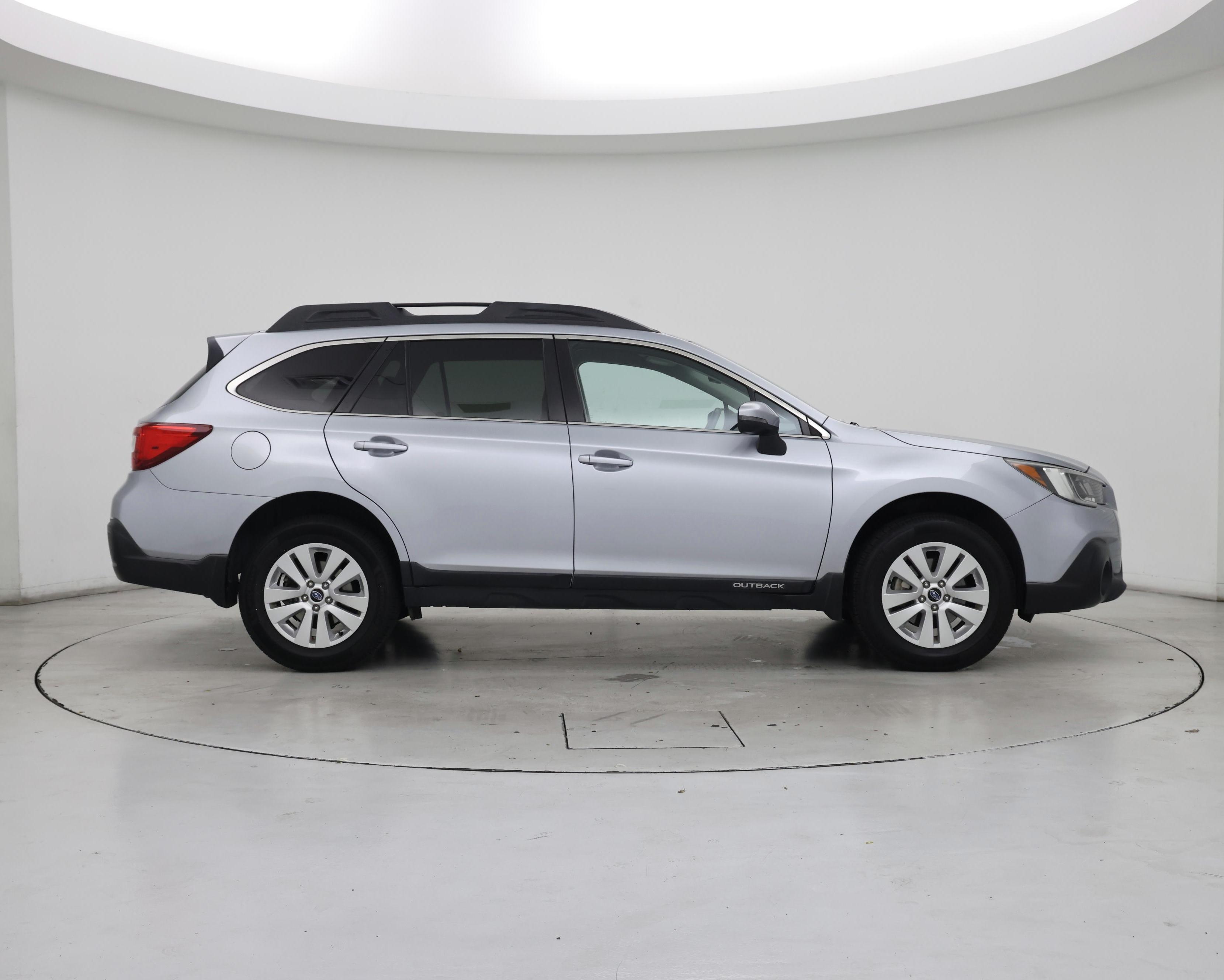 Thumbnail: 2018 Subaru Outback - 7