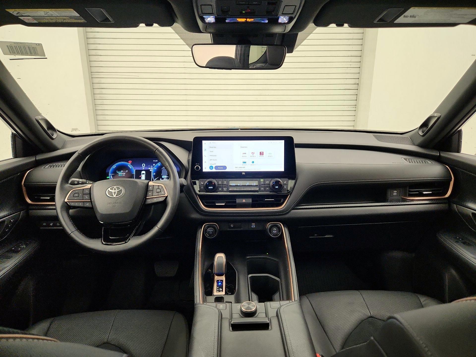 Thumbnail: 2025 Toyota Highlander - 9