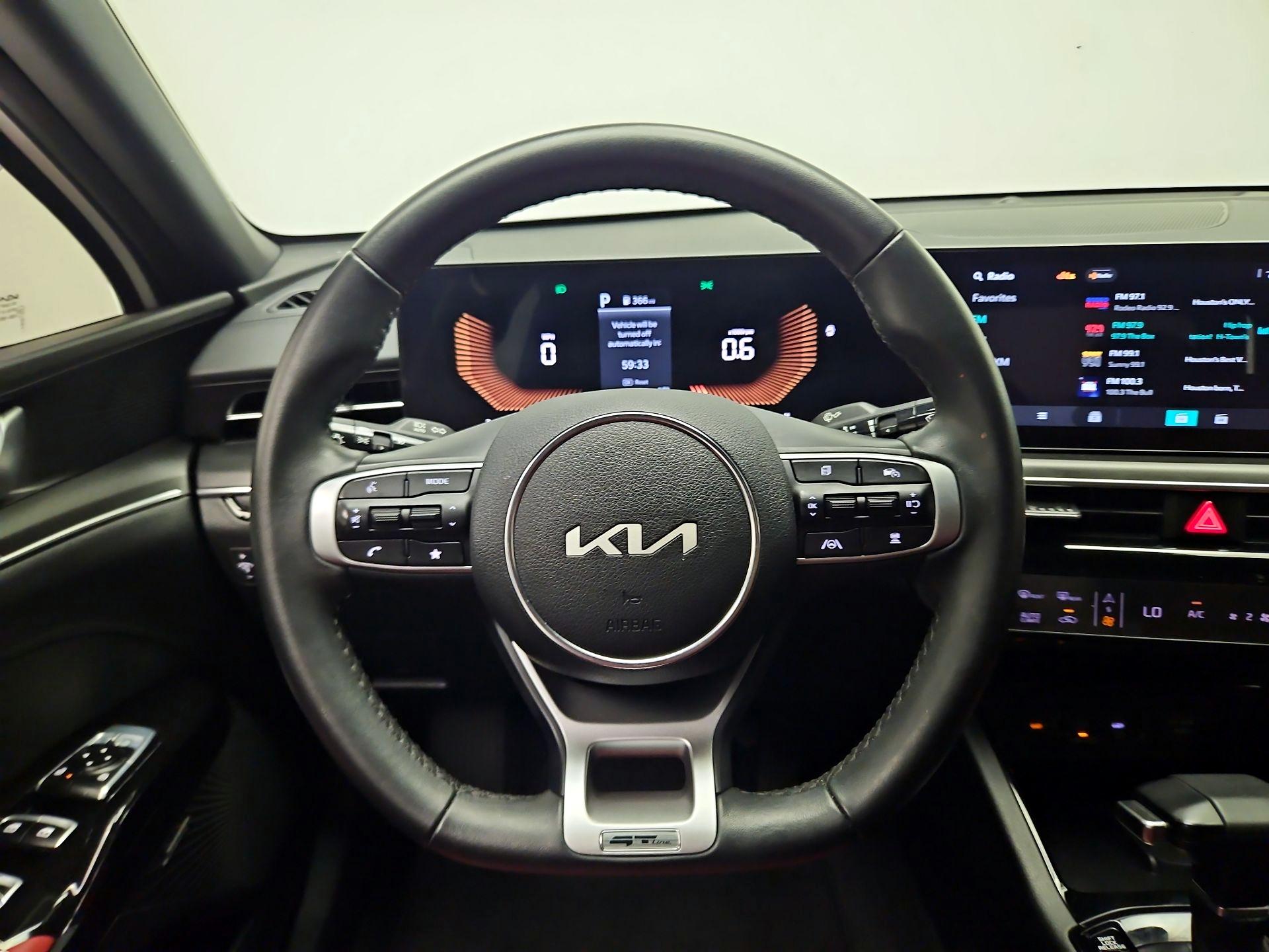 Thumbnail: 2025 Kia K5 - 10