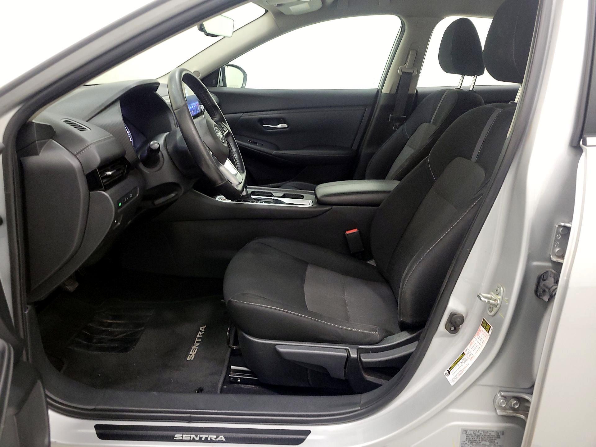 Thumbnail: 2022 Nissan Sentra - 11