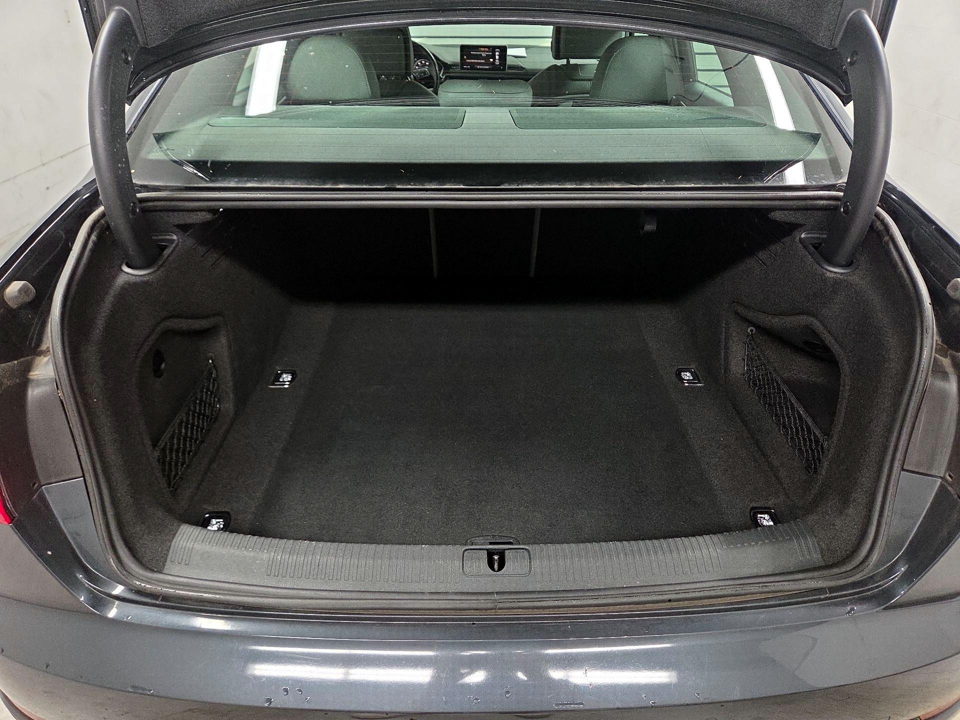 Thumbnail: 2018 Audi A4 - 16