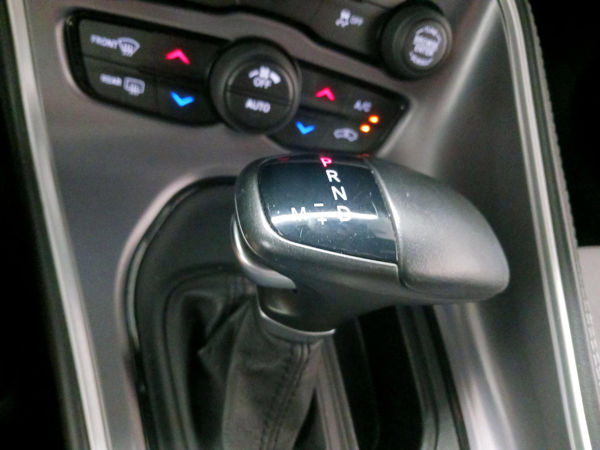 Thumbnail: 2019 Dodge Challenger - 16