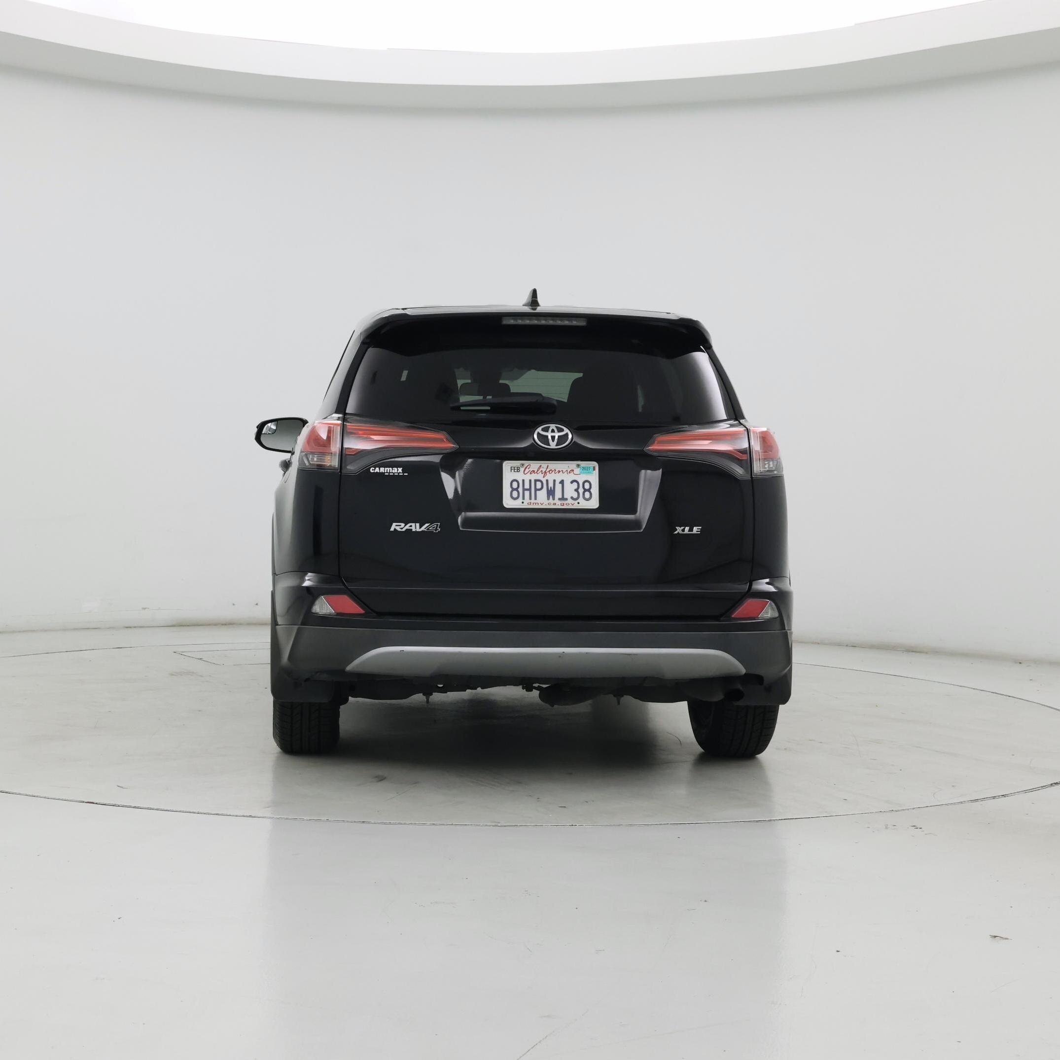 Thumbnail: 2018 Toyota RAV4 - 6