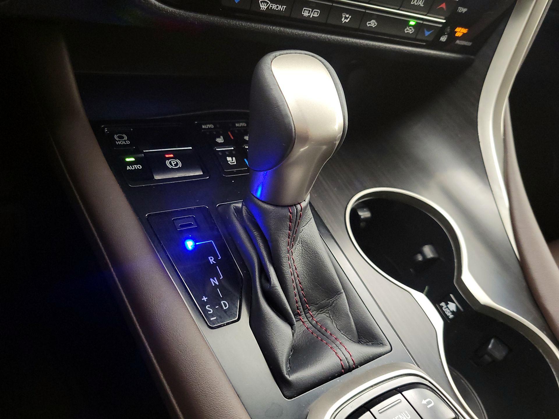 Thumbnail: 2019 Lexus RX - 17
