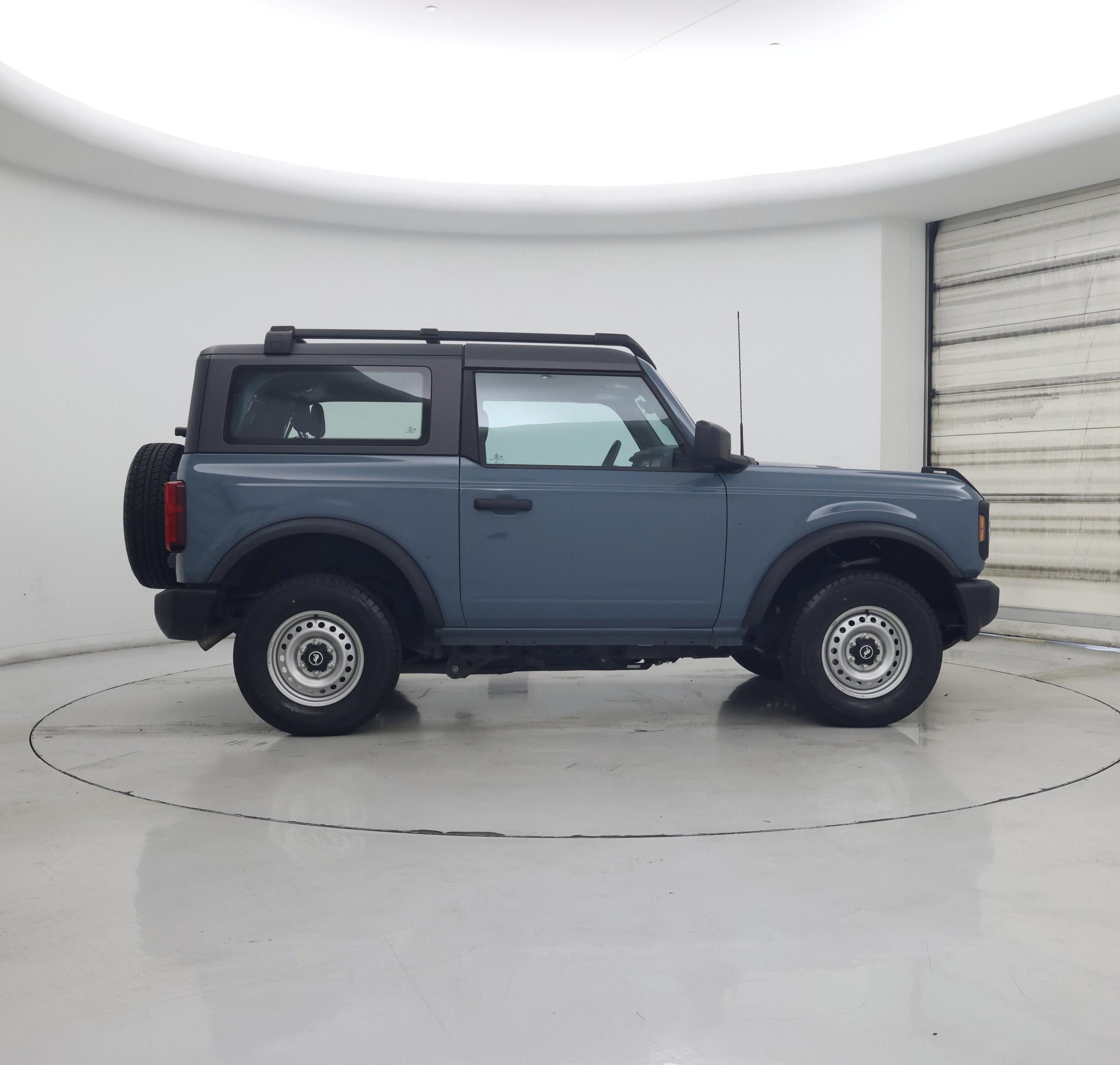 Thumbnail: 2022 Ford Bronco - 7