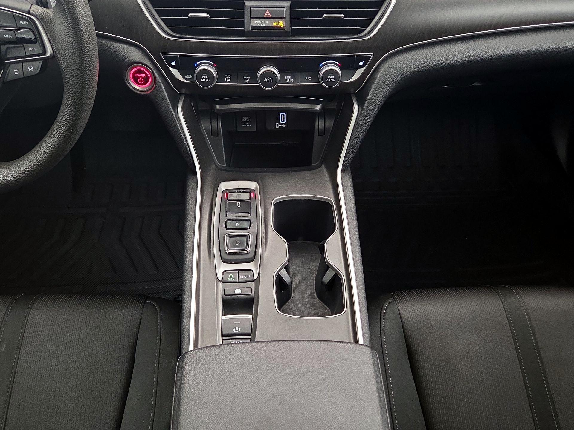 Thumbnail: 2019 Honda Accord - 17