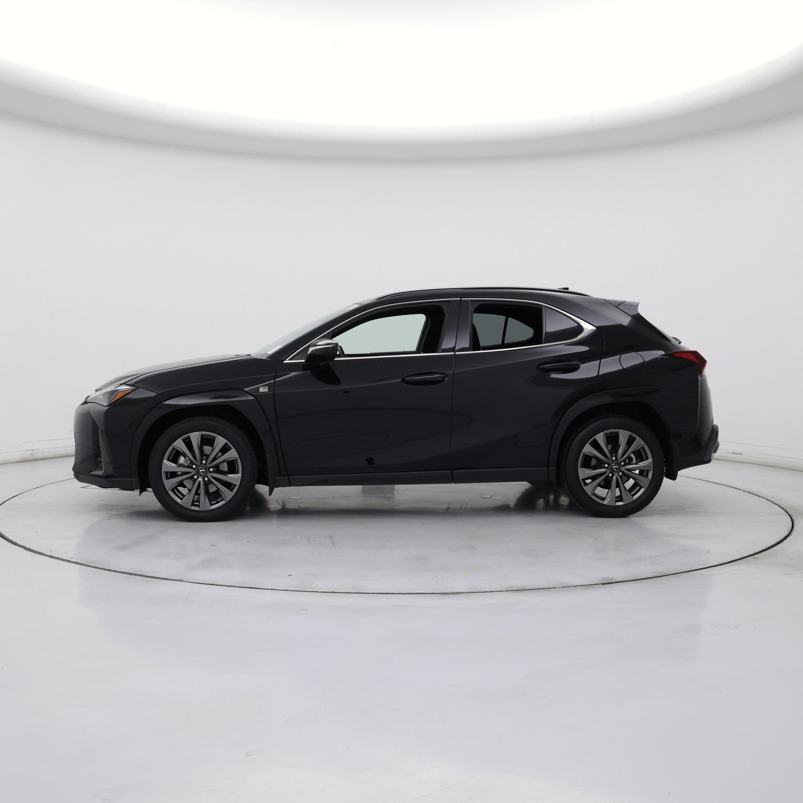 Thumbnail: 2025 Lexus UX - 3