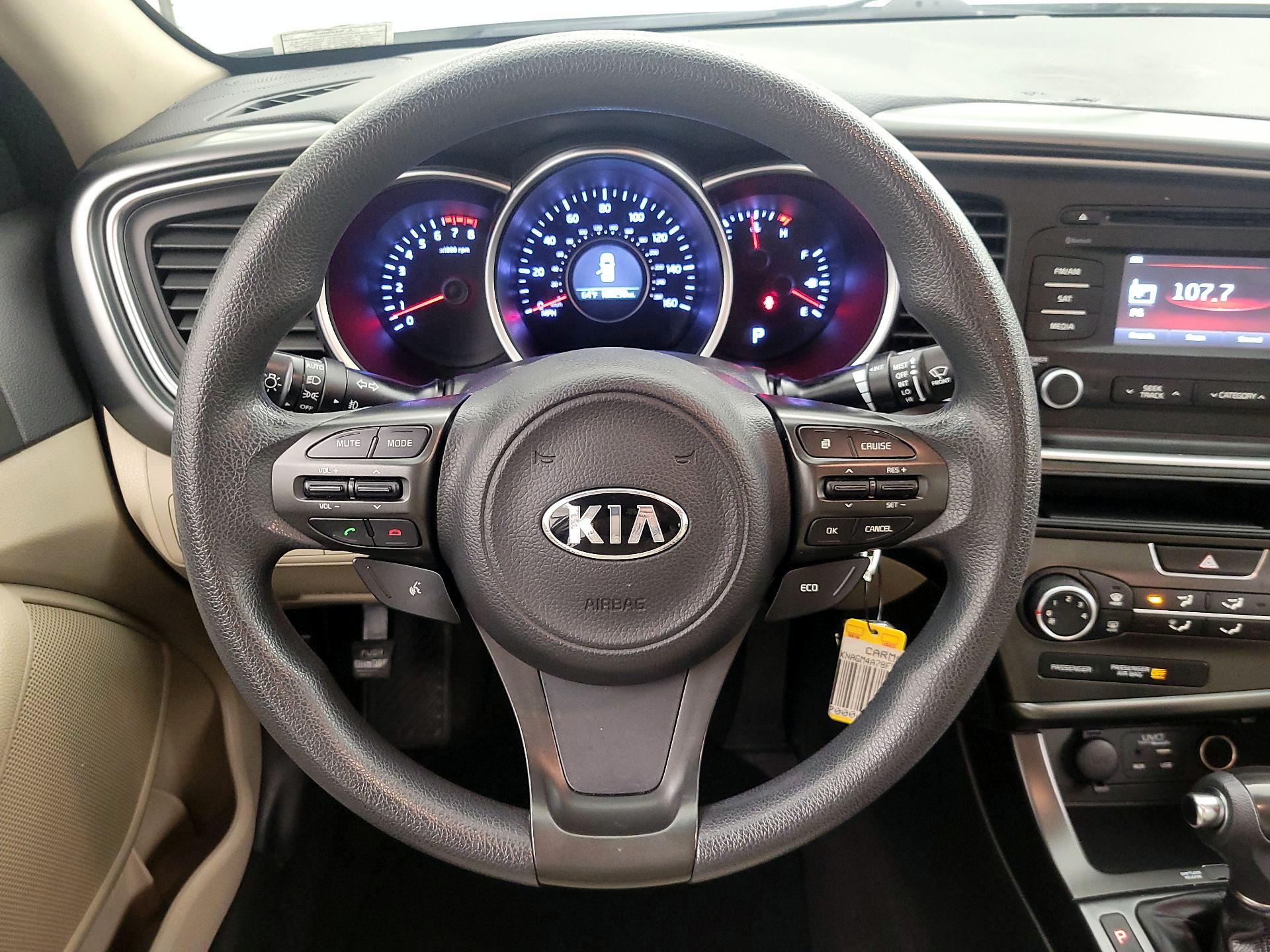 Thumbnail: 2015 Kia Optima - 10