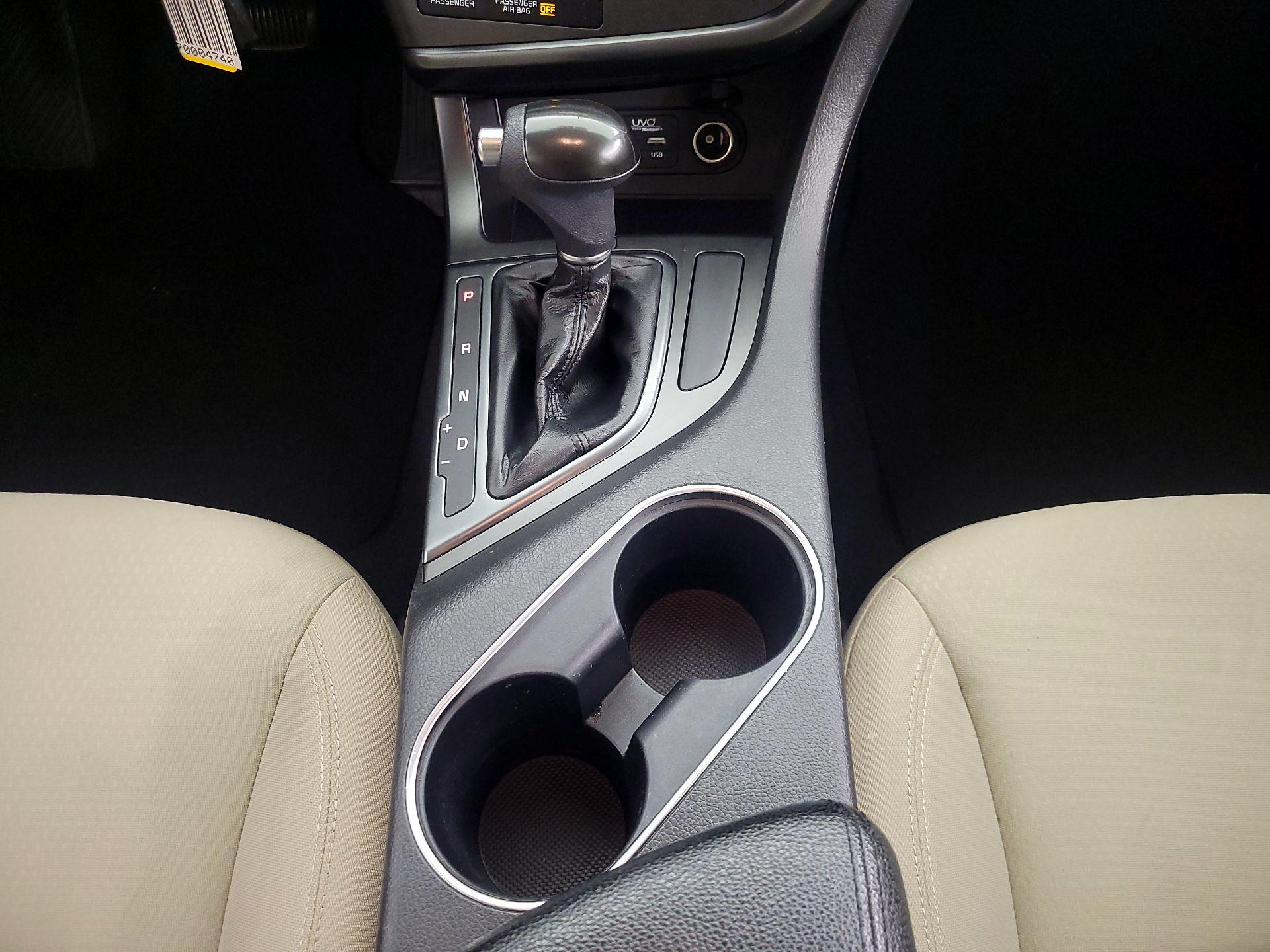 Thumbnail: 2015 Kia Optima - 17
