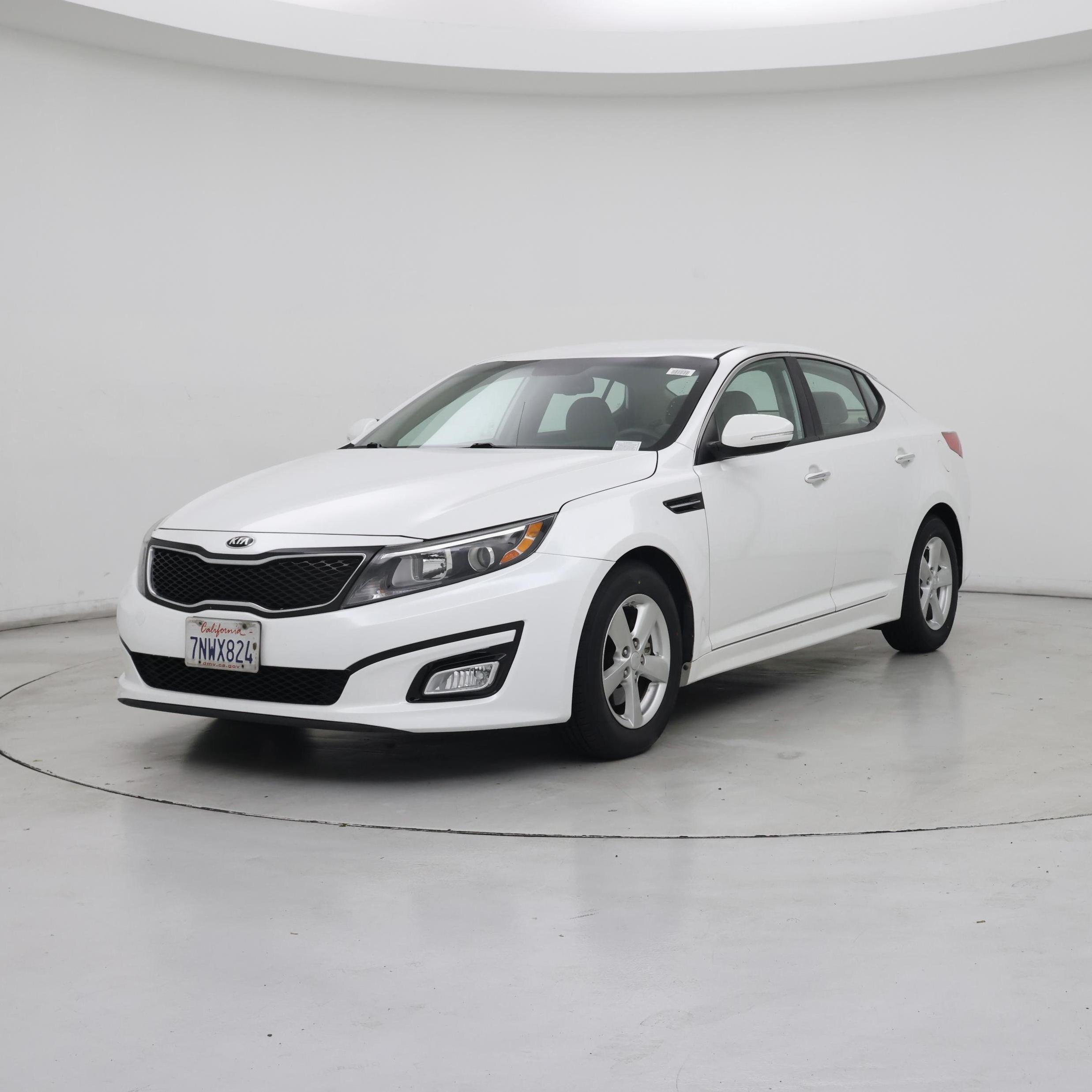 Thumbnail: 2015 Kia Optima - 4
