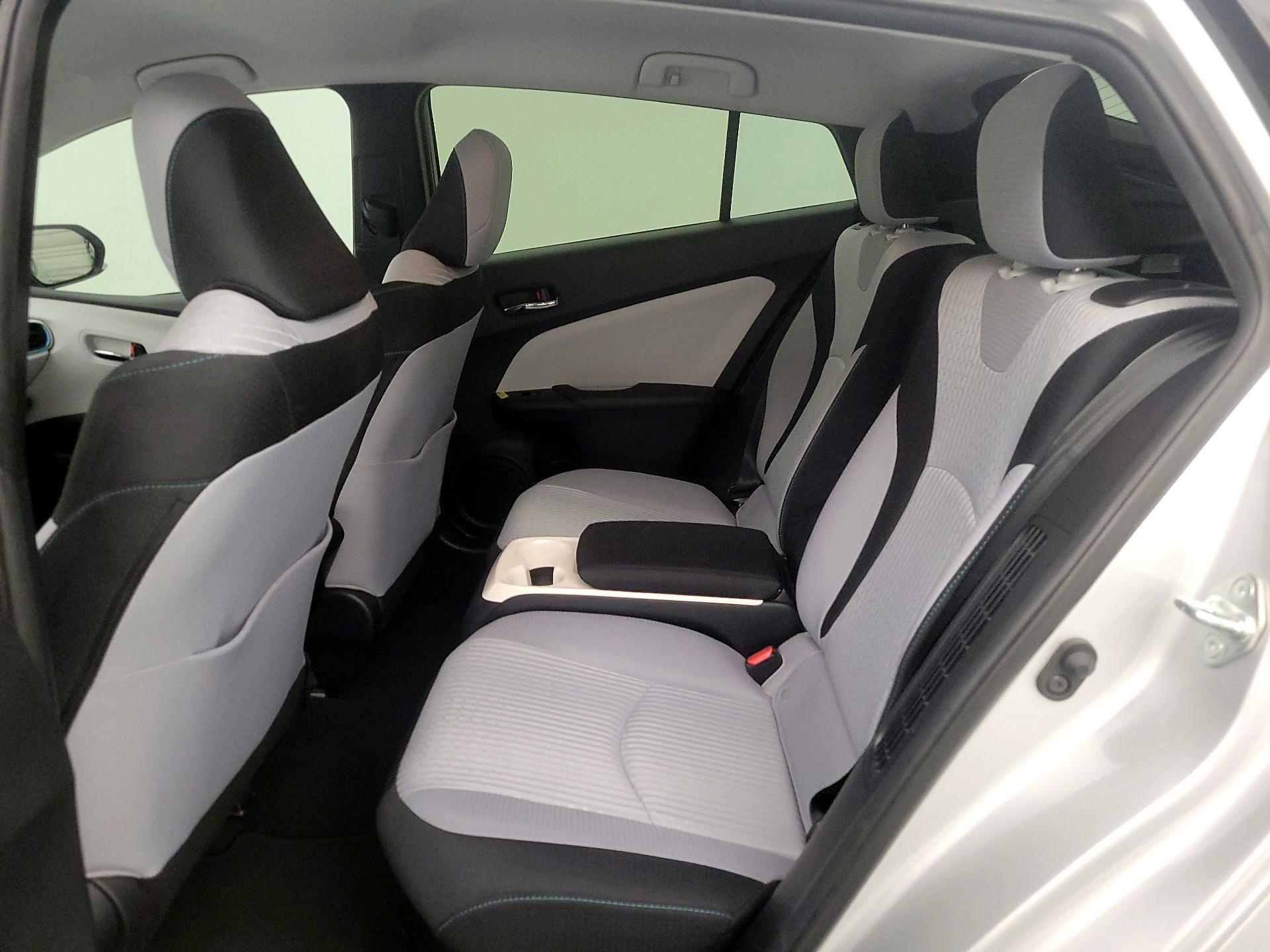 Thumbnail: 2018 Toyota Prius Prime - 20