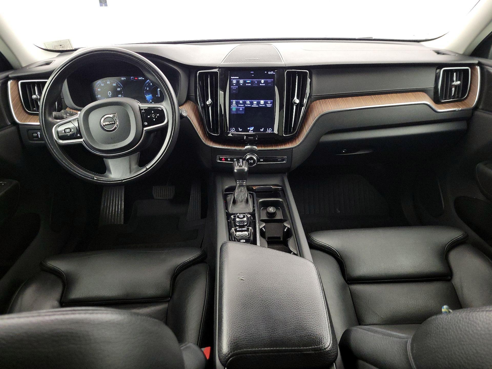 Thumbnail: 2019 Volvo XC60 - 9