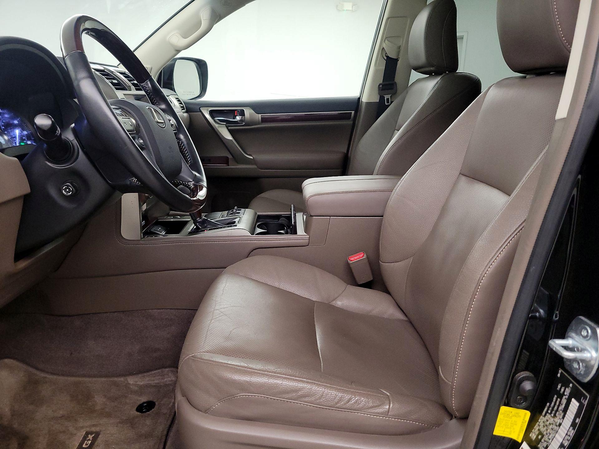 Thumbnail: 2019 Lexus GX - 11