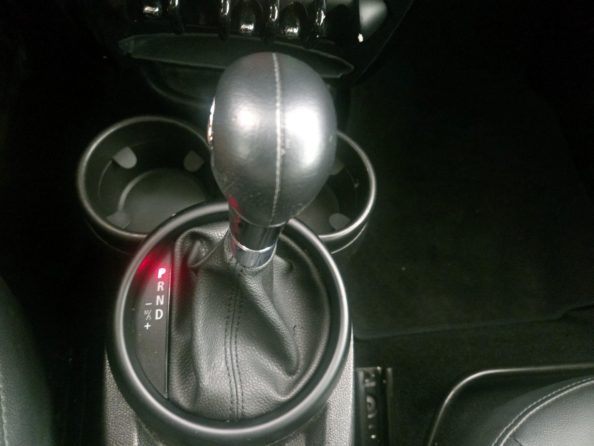Thumbnail: 2016 MINI Cooper Countryman - 15