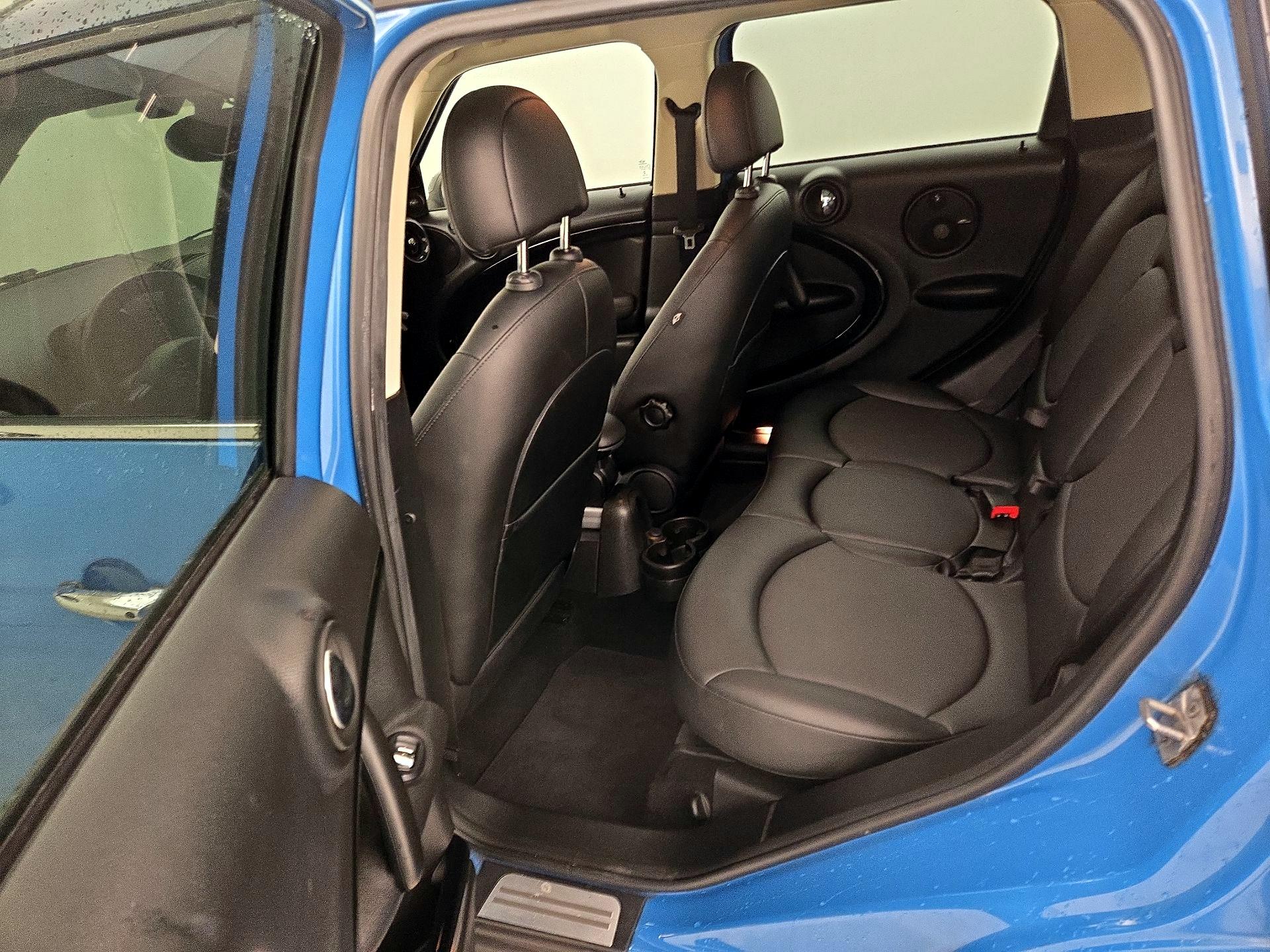 Thumbnail: 2016 MINI Cooper Countryman - 17