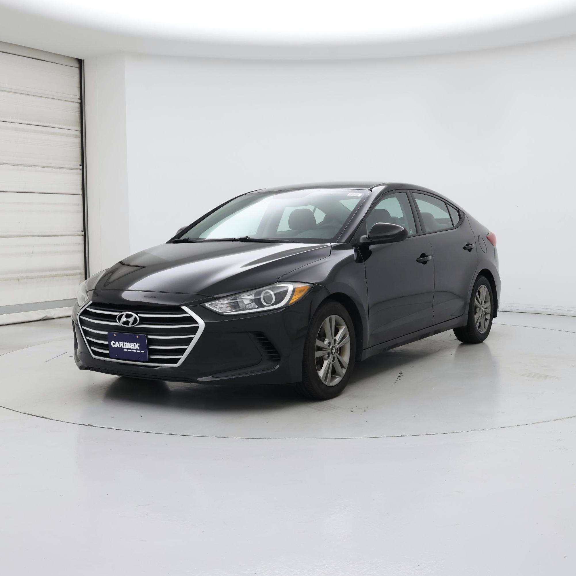 Thumbnail: 2017 Hyundai Elantra - 4