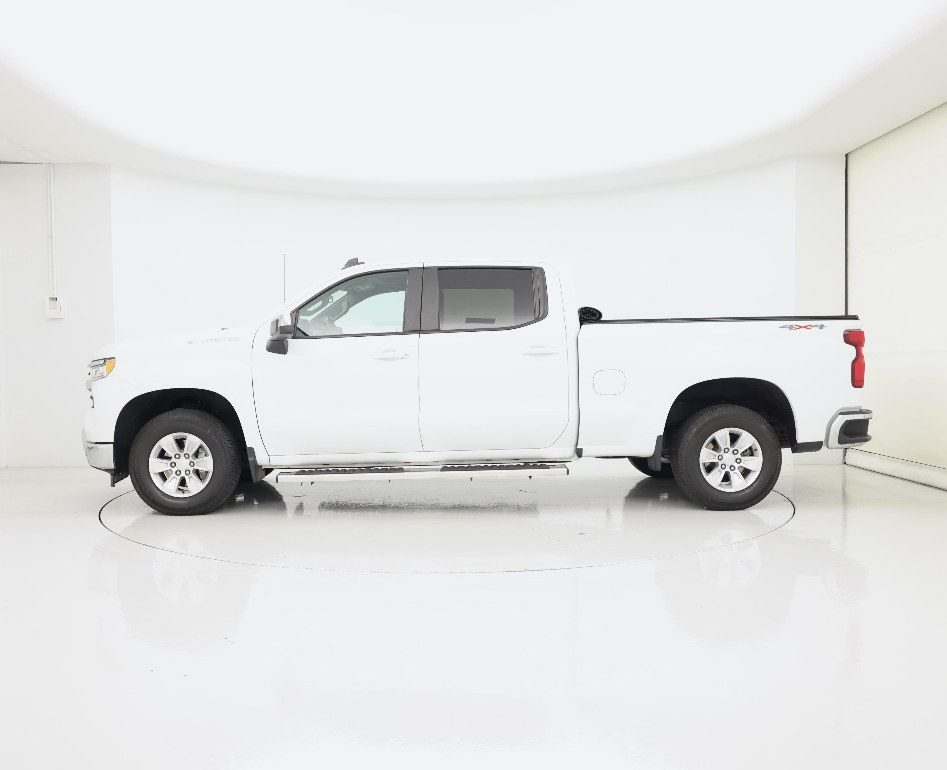 Thumbnail: 2023 Chevrolet Silverado 1500 - 3