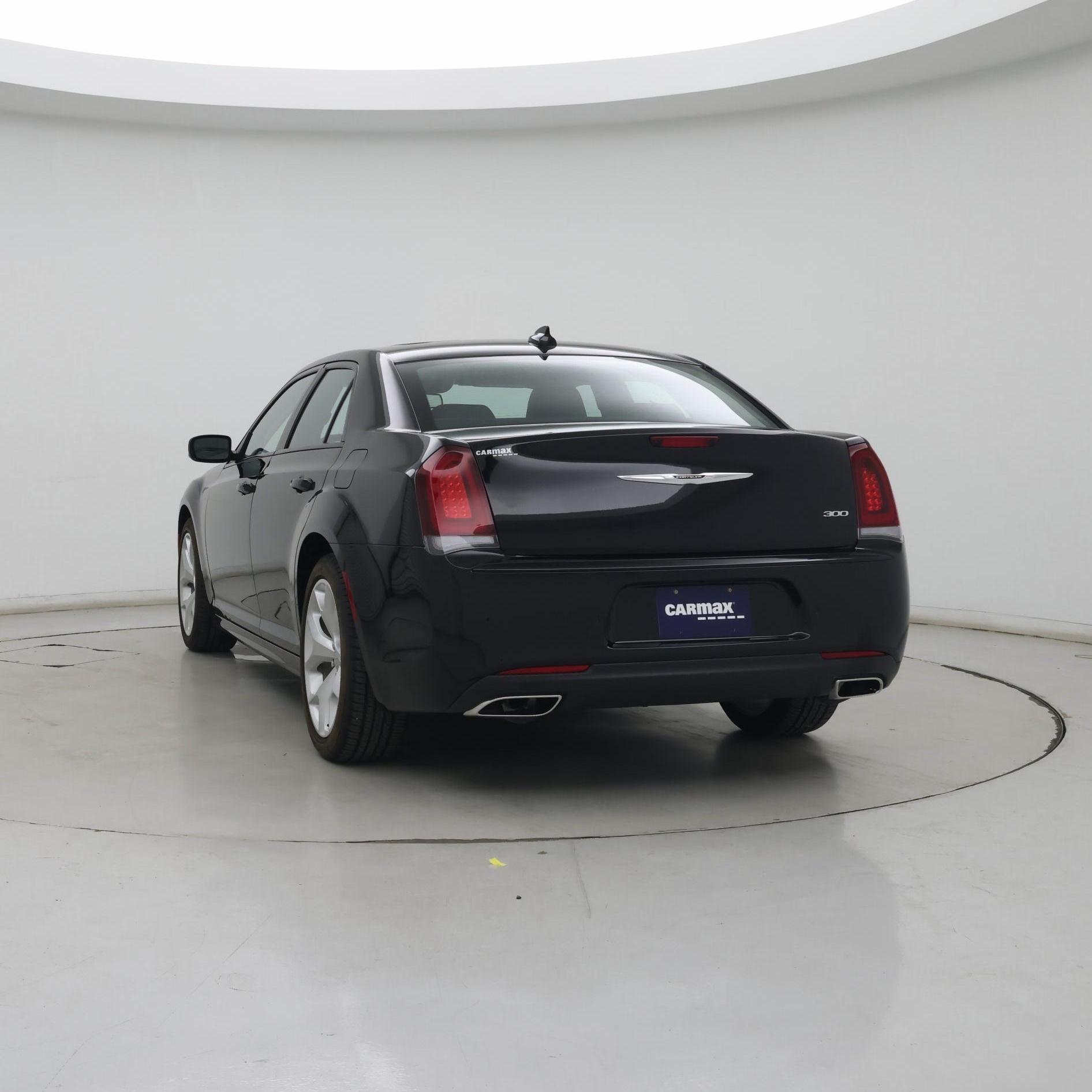 Thumbnail: 2023 Chrysler 300 - 2