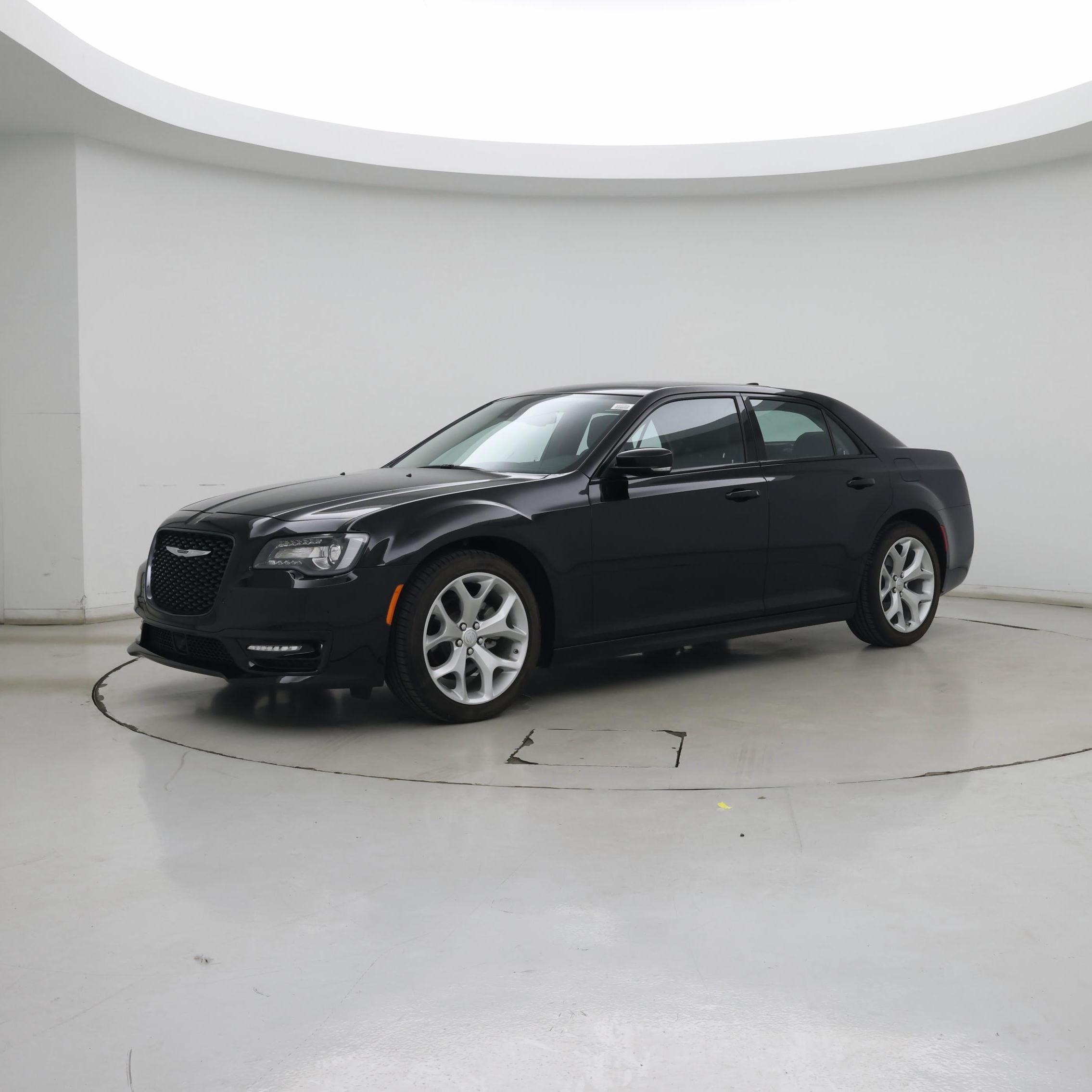 Thumbnail: 2023 Chrysler 300 - 4