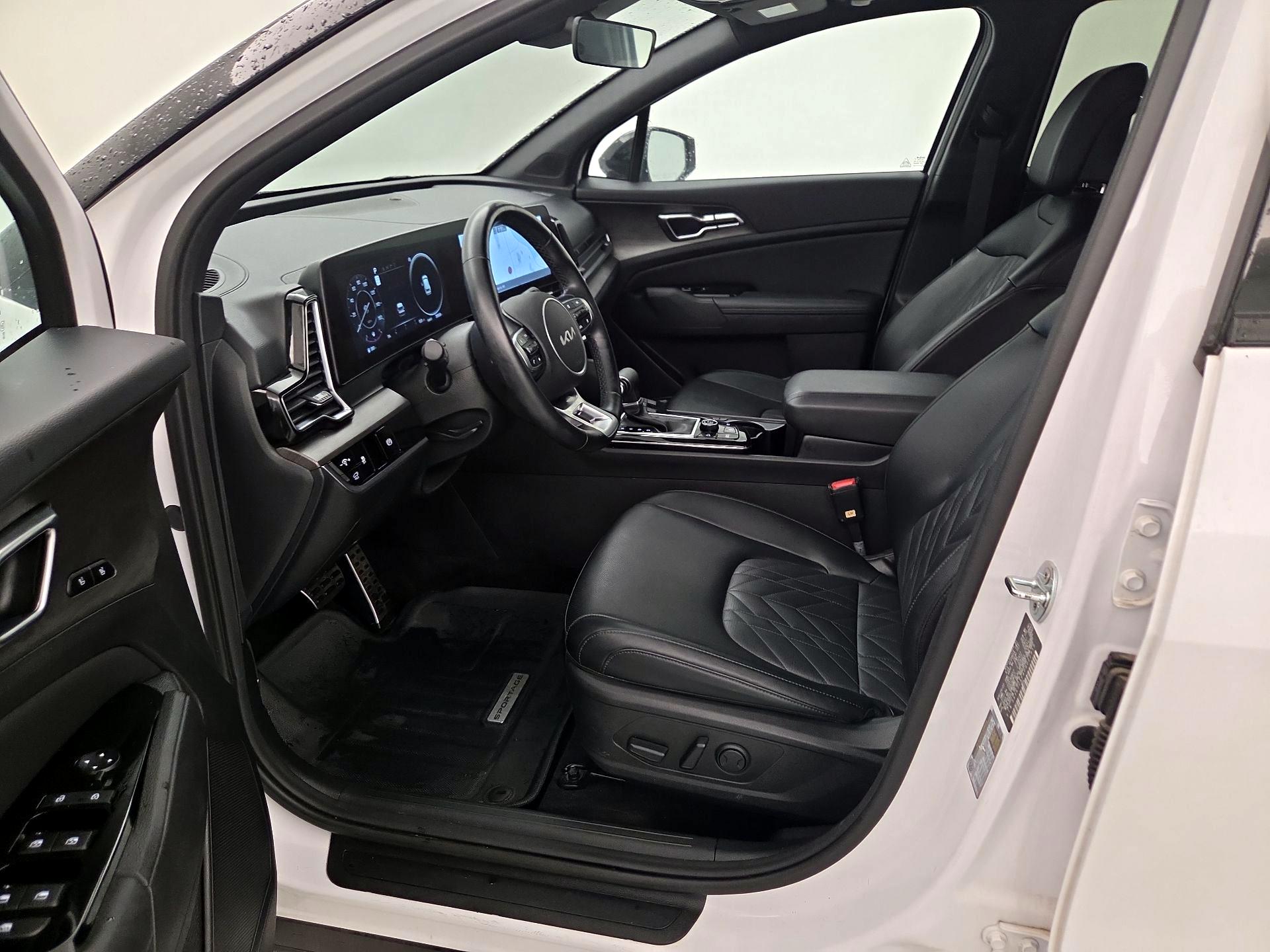 Thumbnail: 2023 Kia Sportage - 11