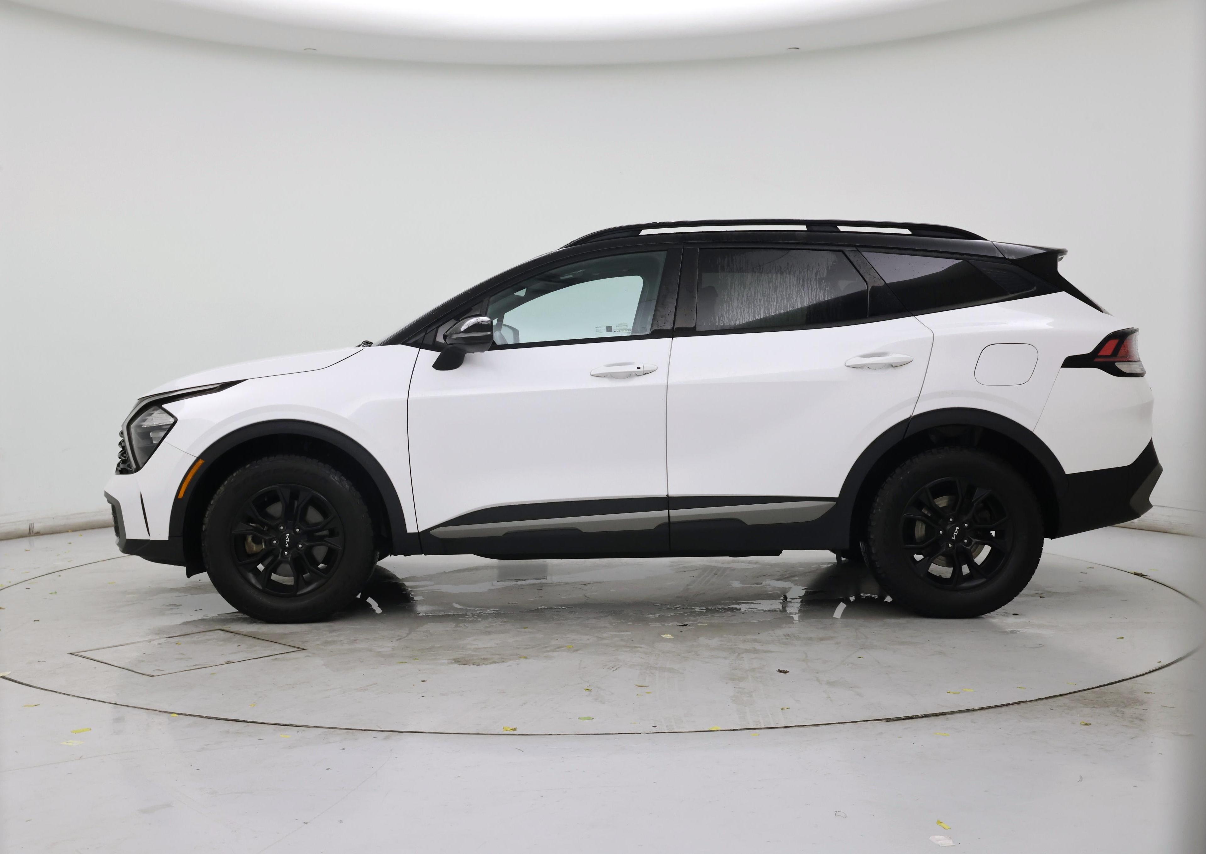 Thumbnail: 2023 Kia Sportage - 3