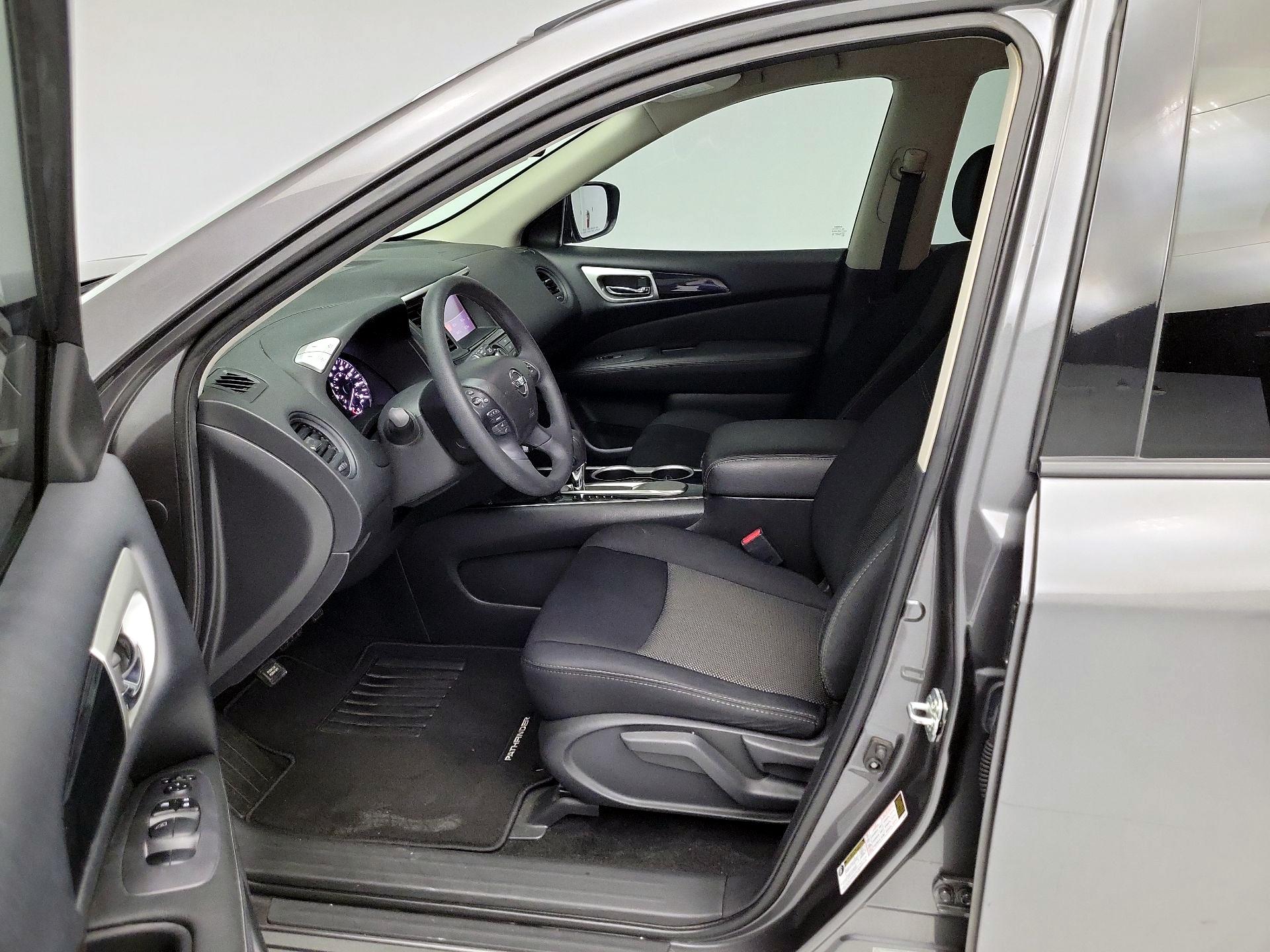 Thumbnail: 2018 Nissan Pathfinder - 11