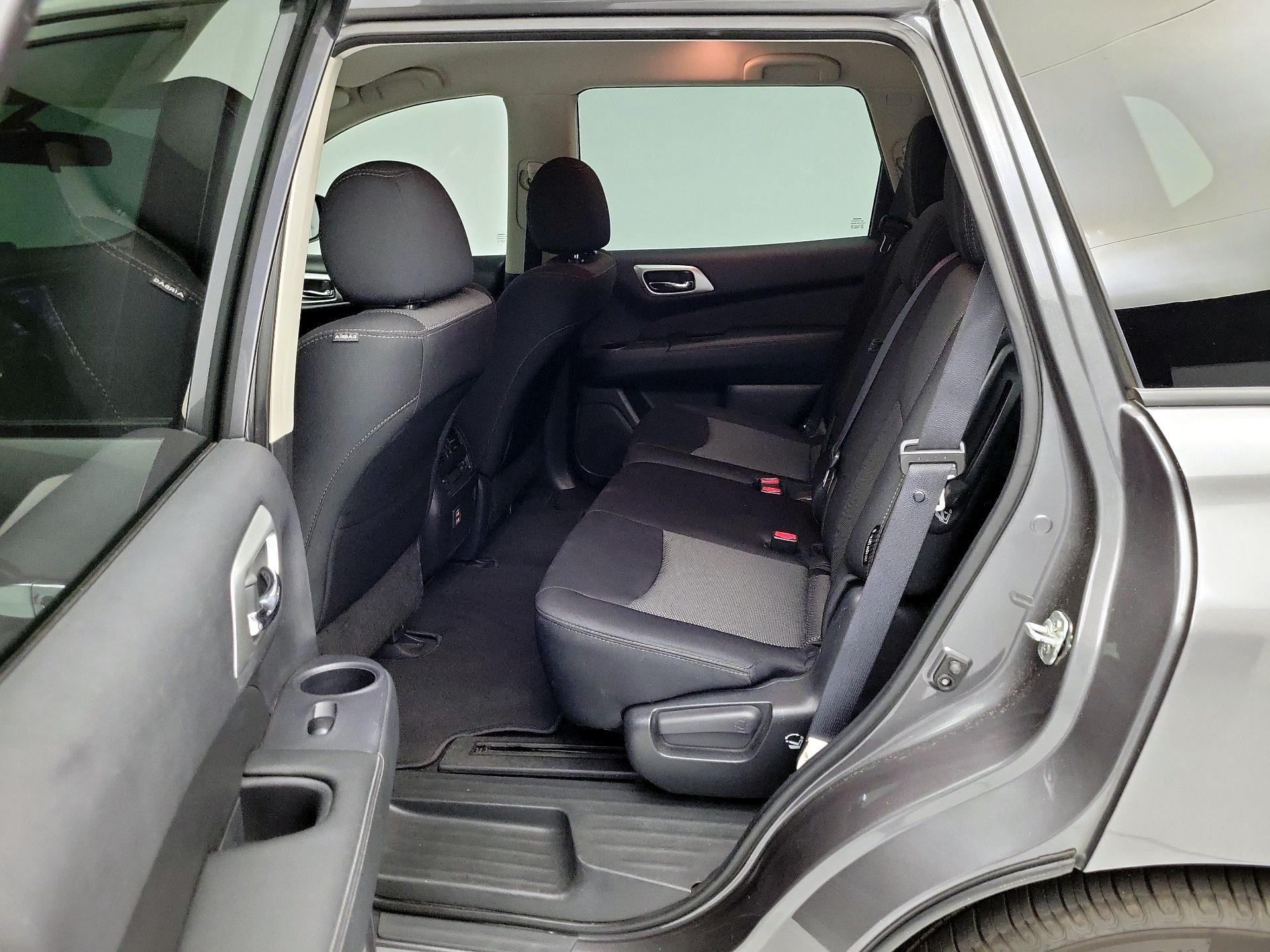 Thumbnail: 2018 Nissan Pathfinder - 19