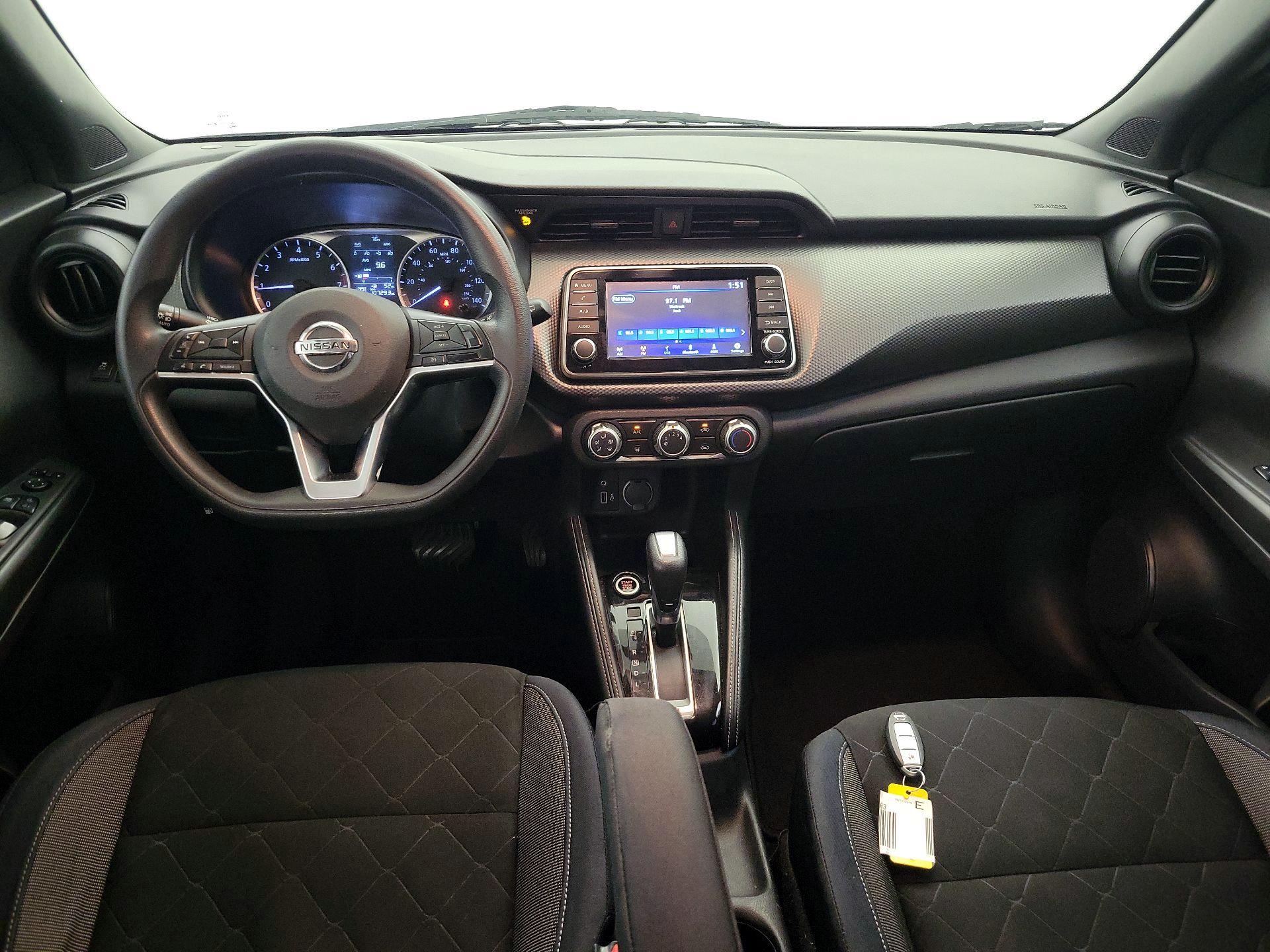 Thumbnail: 2018 Nissan Kicks - 9