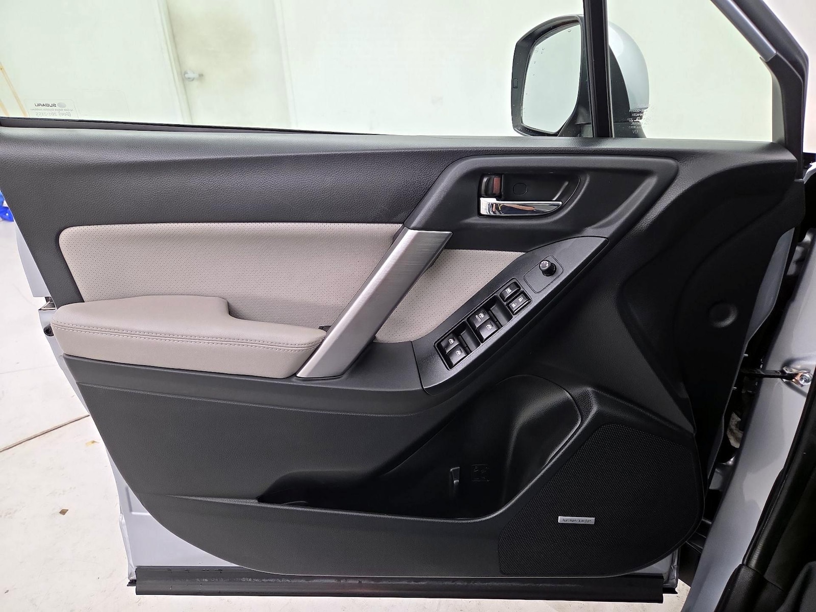 2015 Subaru Forester i Limited - Photo 13
