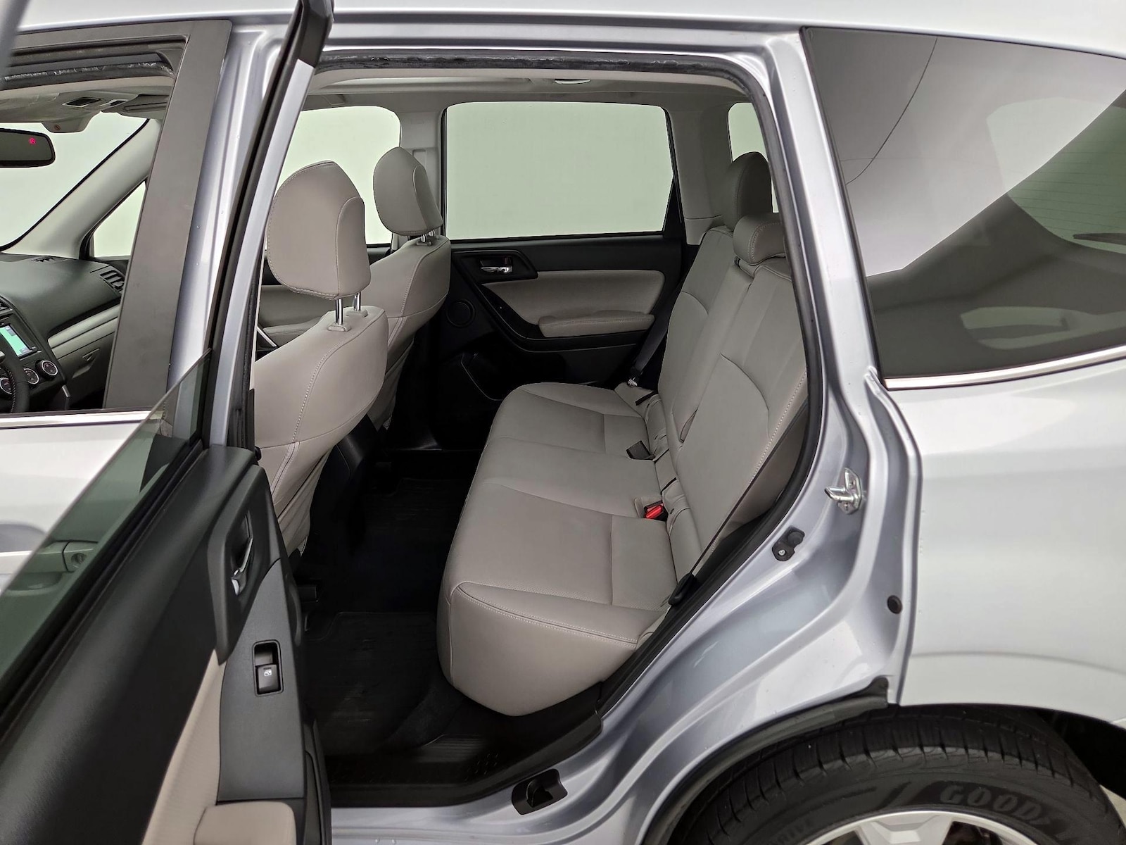 2015 Subaru Forester i Limited - Photo 22
