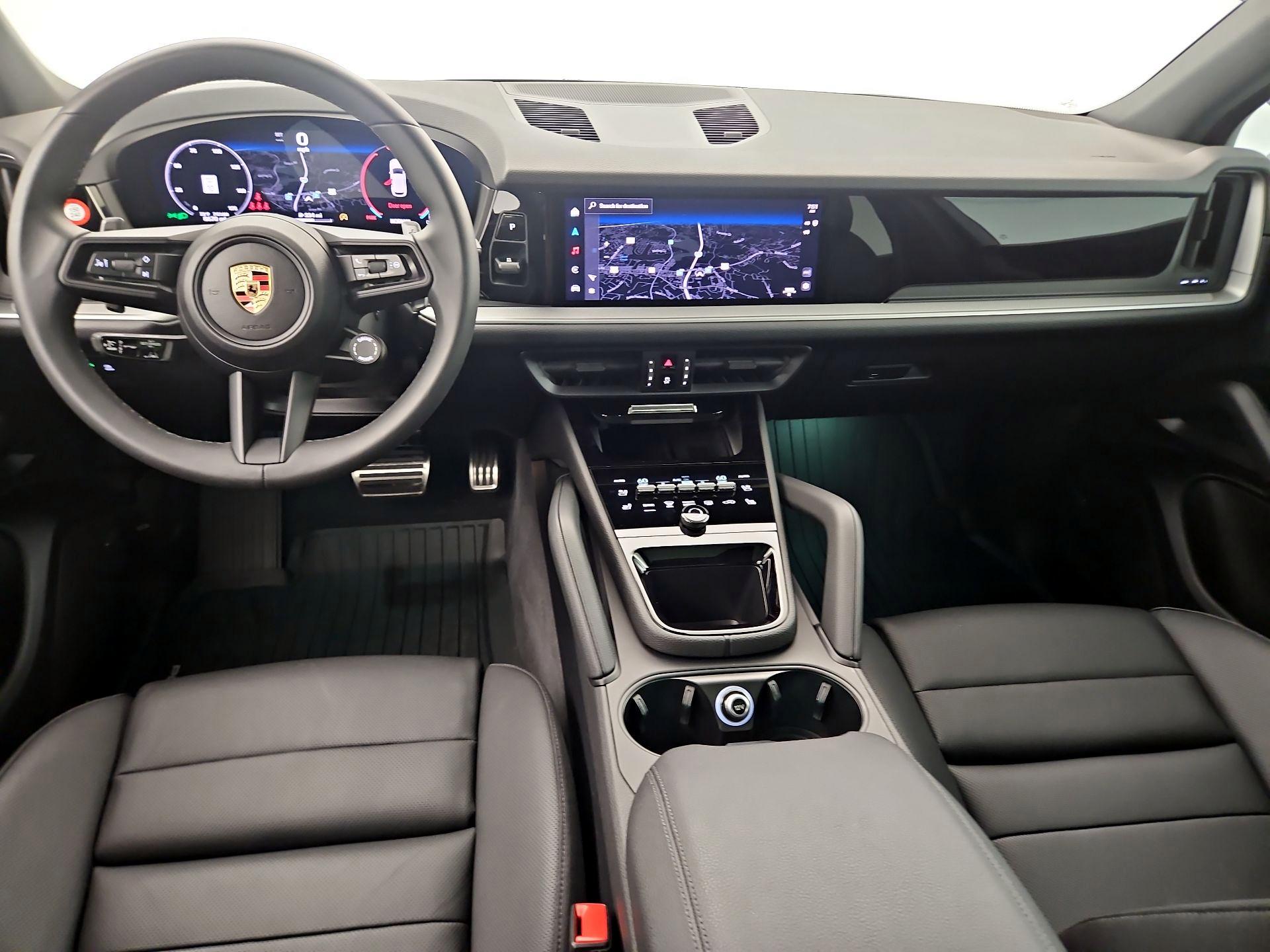 Thumbnail: 2024 Porsche Cayenne - 9
