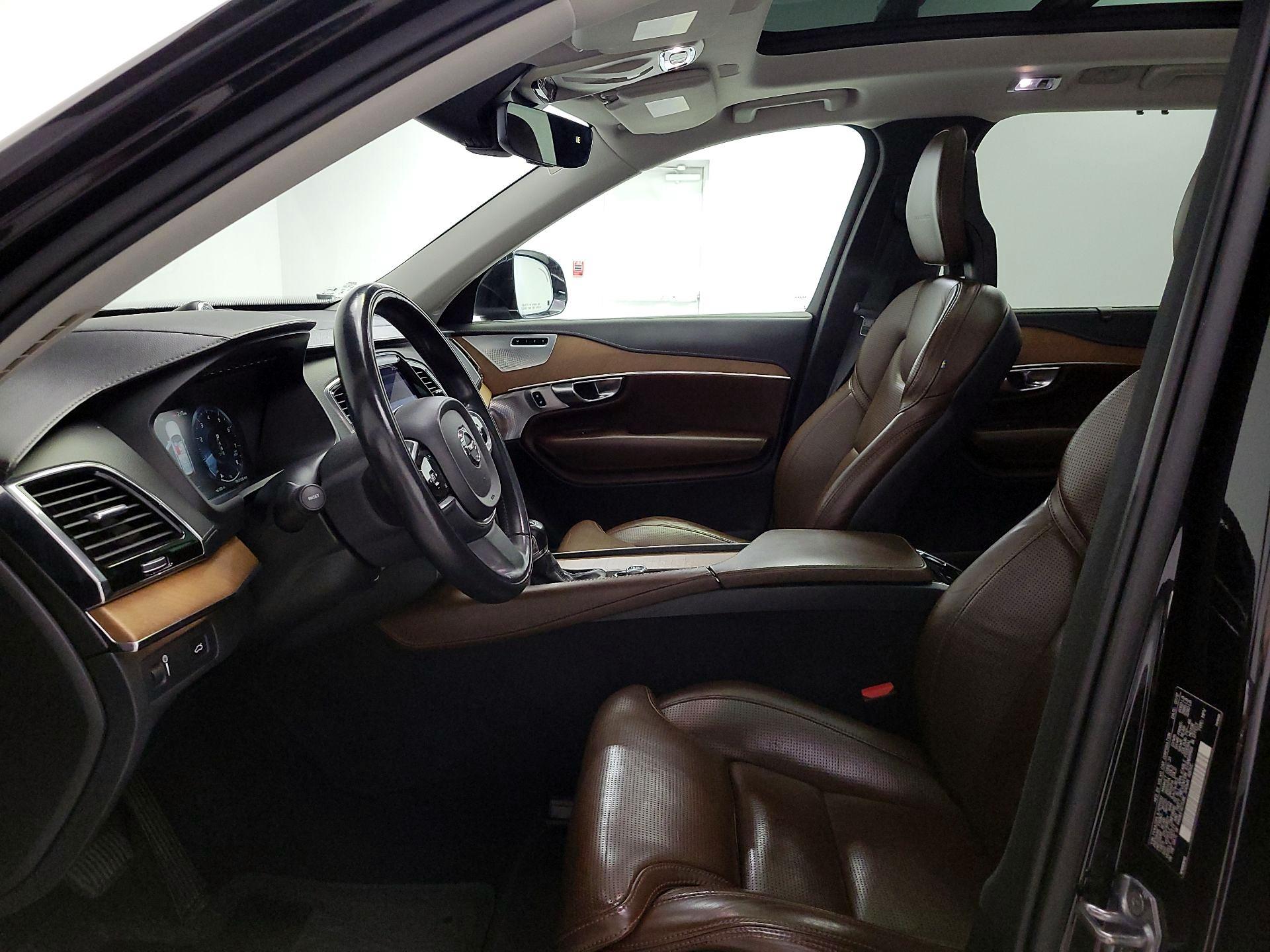 Thumbnail: 2018 Volvo XC90 - 11