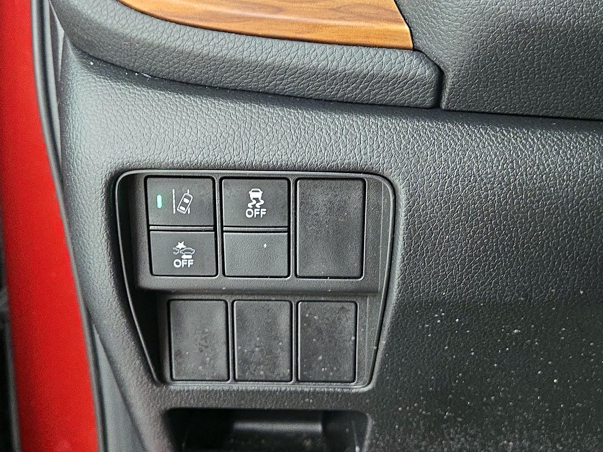 Thumbnail: 2017 Honda CR-V - 13
