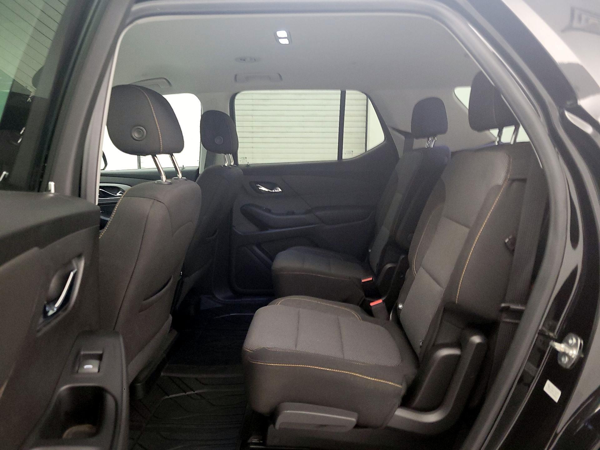 Thumbnail: 2019 Chevrolet Traverse - 19